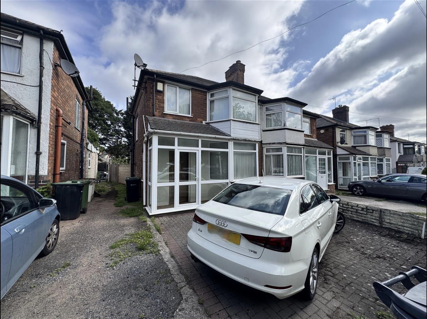 3 bed semi-detached house for sale in Bromford Road, Birmingham  - Property Image 1