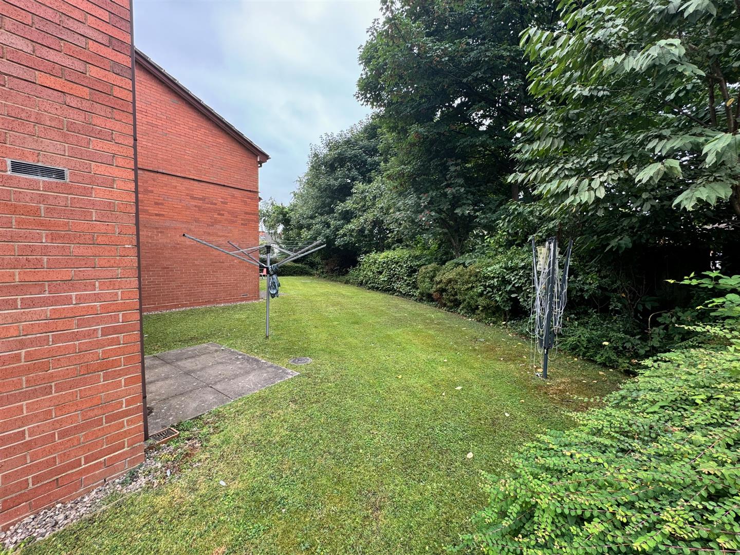 2 bed flat for sale in Alum Rock Road, Birmingham 8