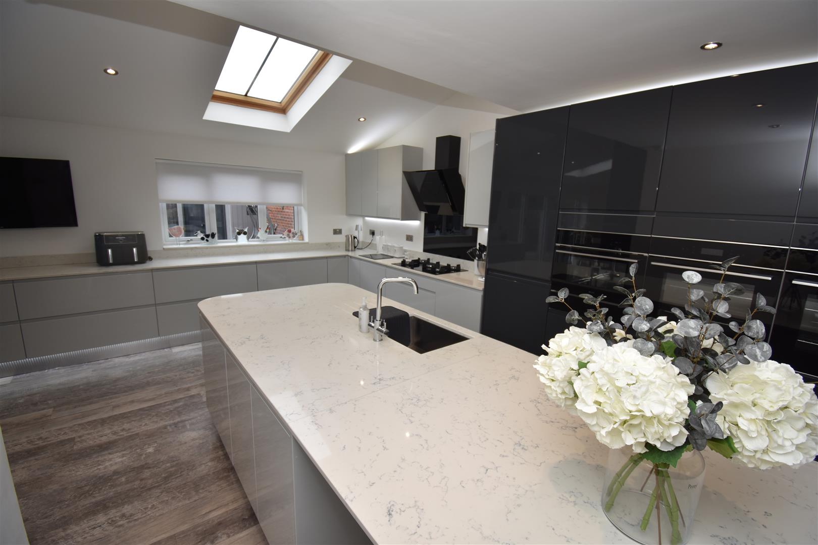 5 bed detached house for sale in Bradford Road, Birmingham  - Property Image 5