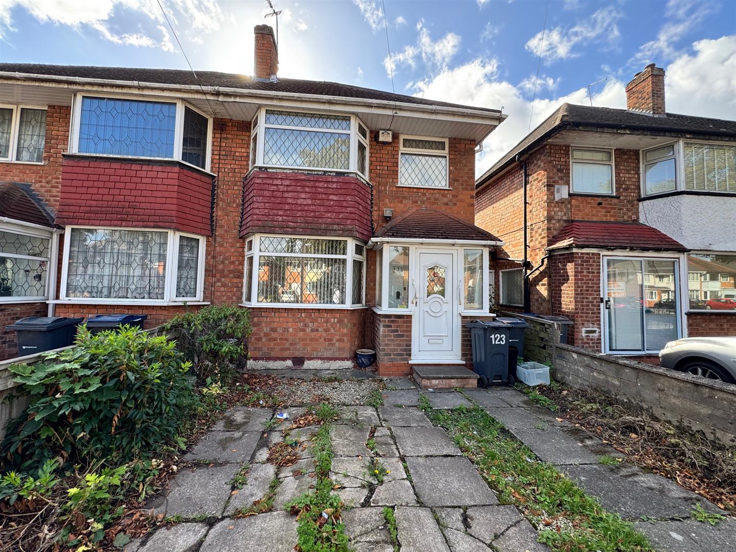 3 bed semi-detached house for sale in Hodge Hill Road, Birmingham - Property Image 1