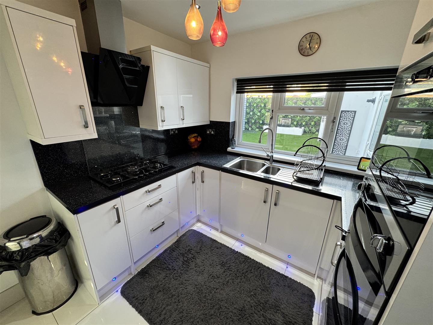 3 bed semi-detached house for sale in Hodge Hill Road, Birmingham  - Property Image 6