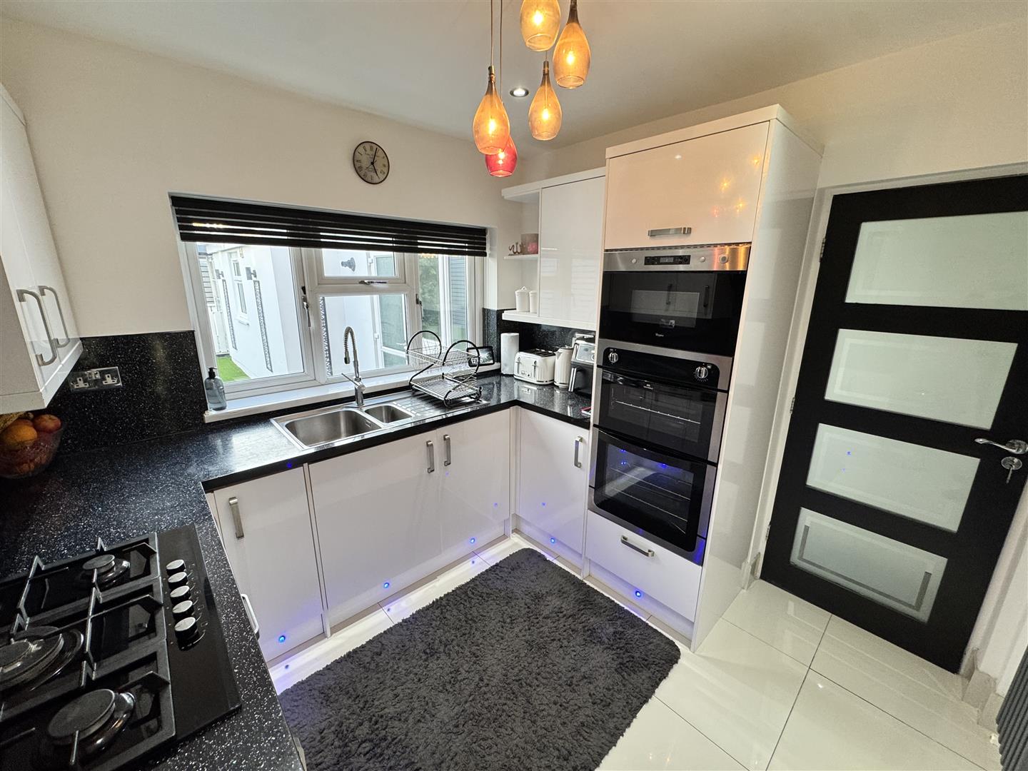 3 bed semi-detached house for sale in Hodge Hill Road, Birmingham  - Property Image 5