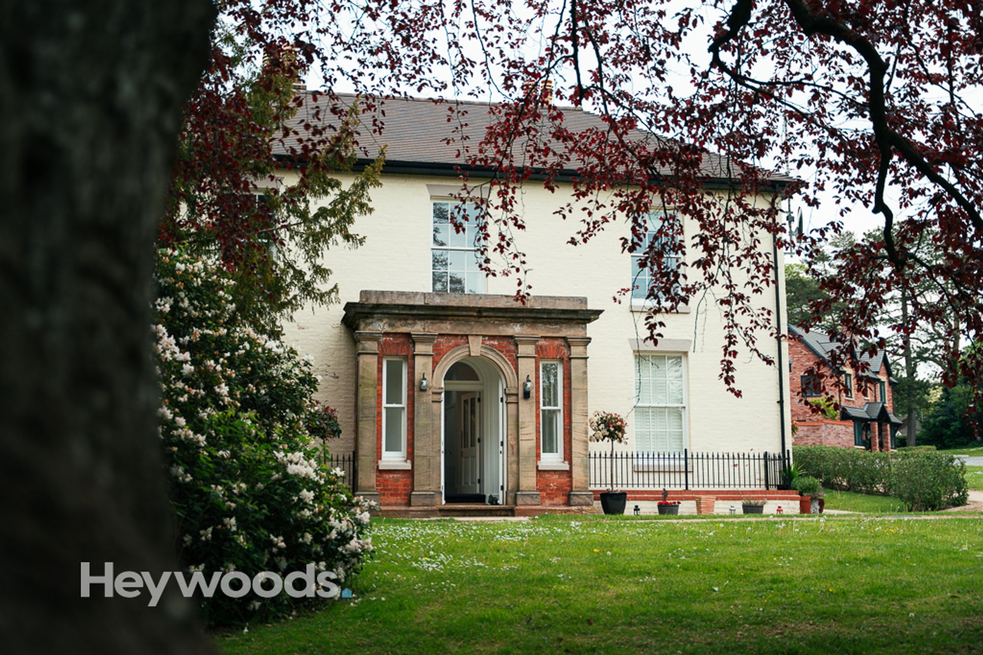 2 Bed Flat For Sale In 26 Cressing Place, Keele, (Ref: 704035), ST5