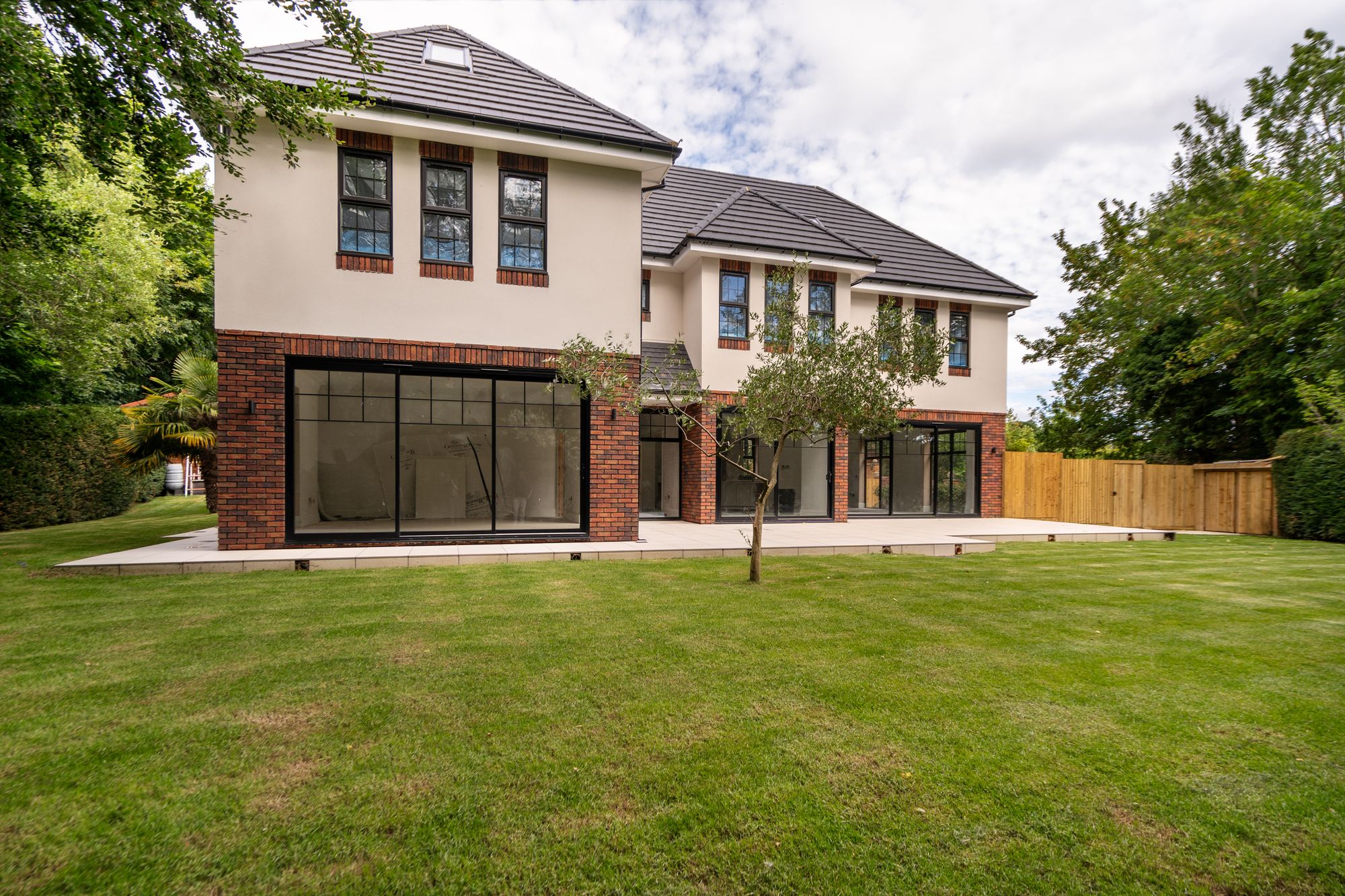 6 Bed Detached House For Sale In The Mount, Warlingham, (Ref:, ), 9E08a16f-363D-4..., CR6