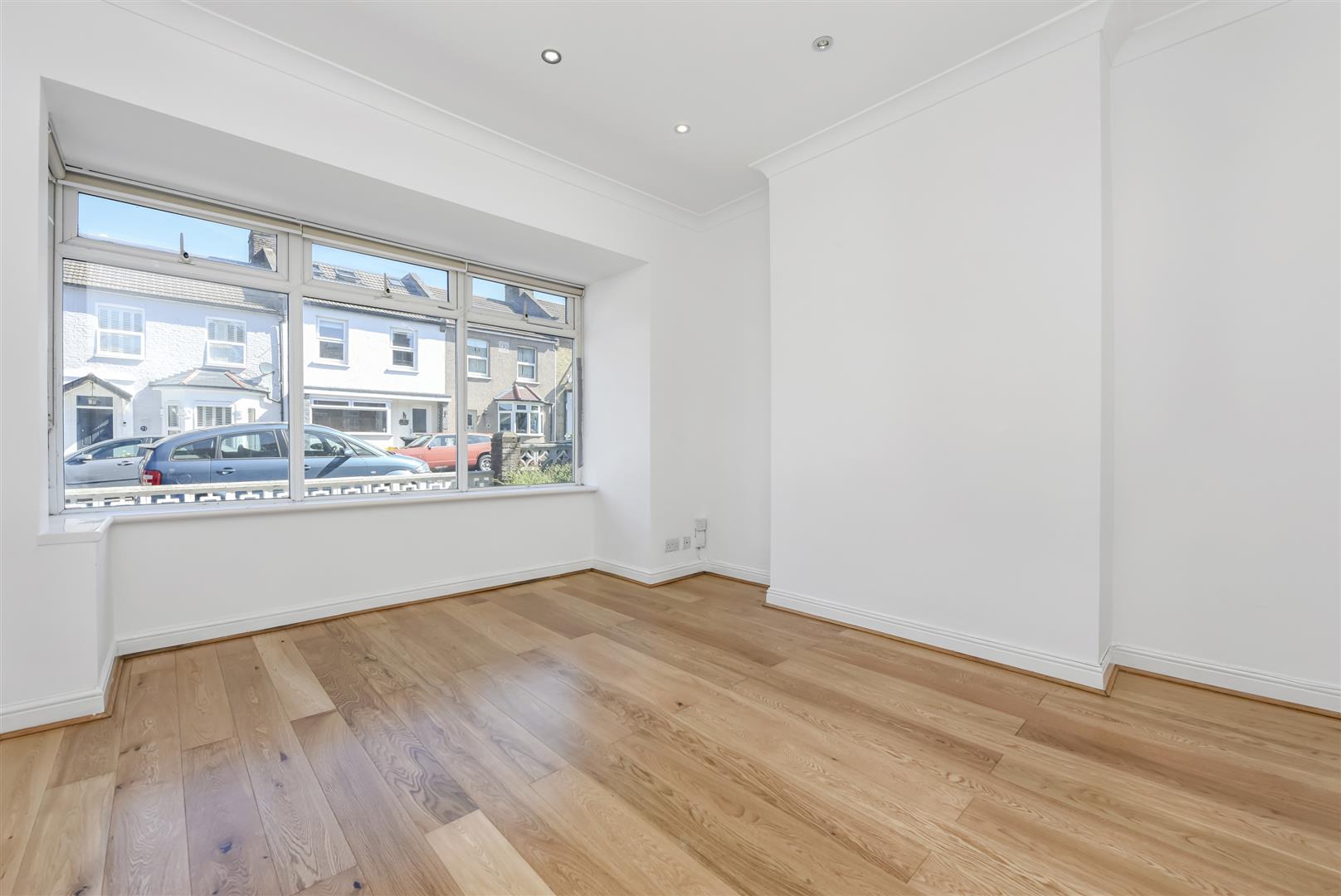3 bed house to rent in Killearn Road, London 6