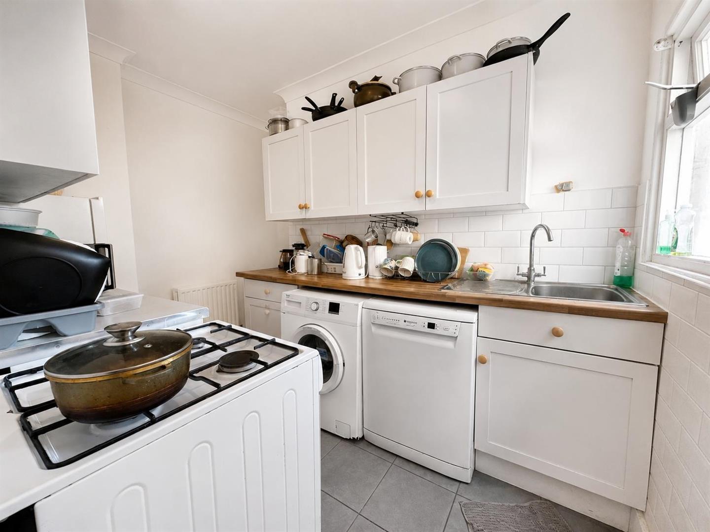 1 bed house share to rent in Laleham Road, London  - Property Image 2