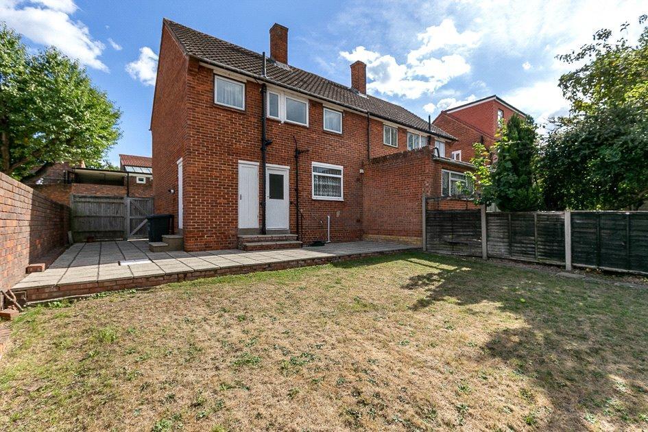 3 bed end of terrace house to rent in Hildenborough Gardens, Bromley  - Property Image 7