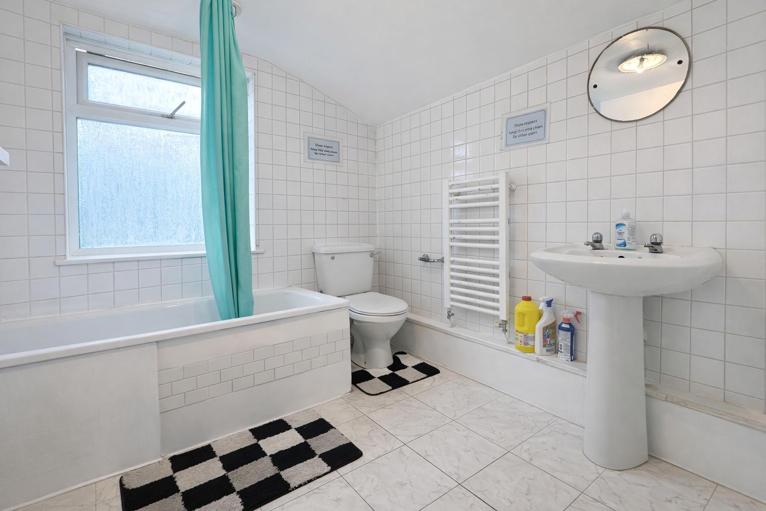 1 bed house share to rent in Branscombe Street, London 3