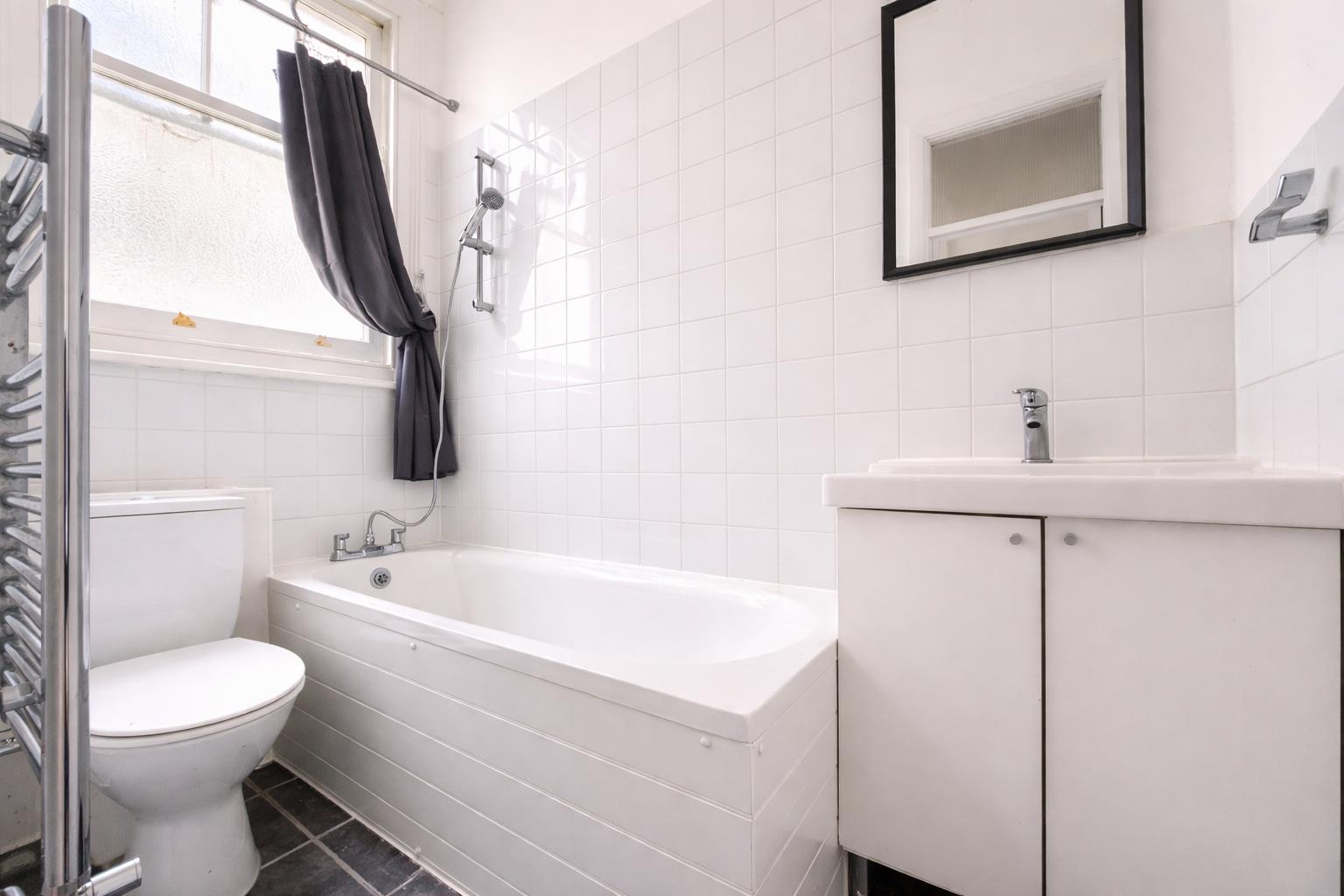 1 bed flat to rent in Culverley Road, London  - Property Image 6