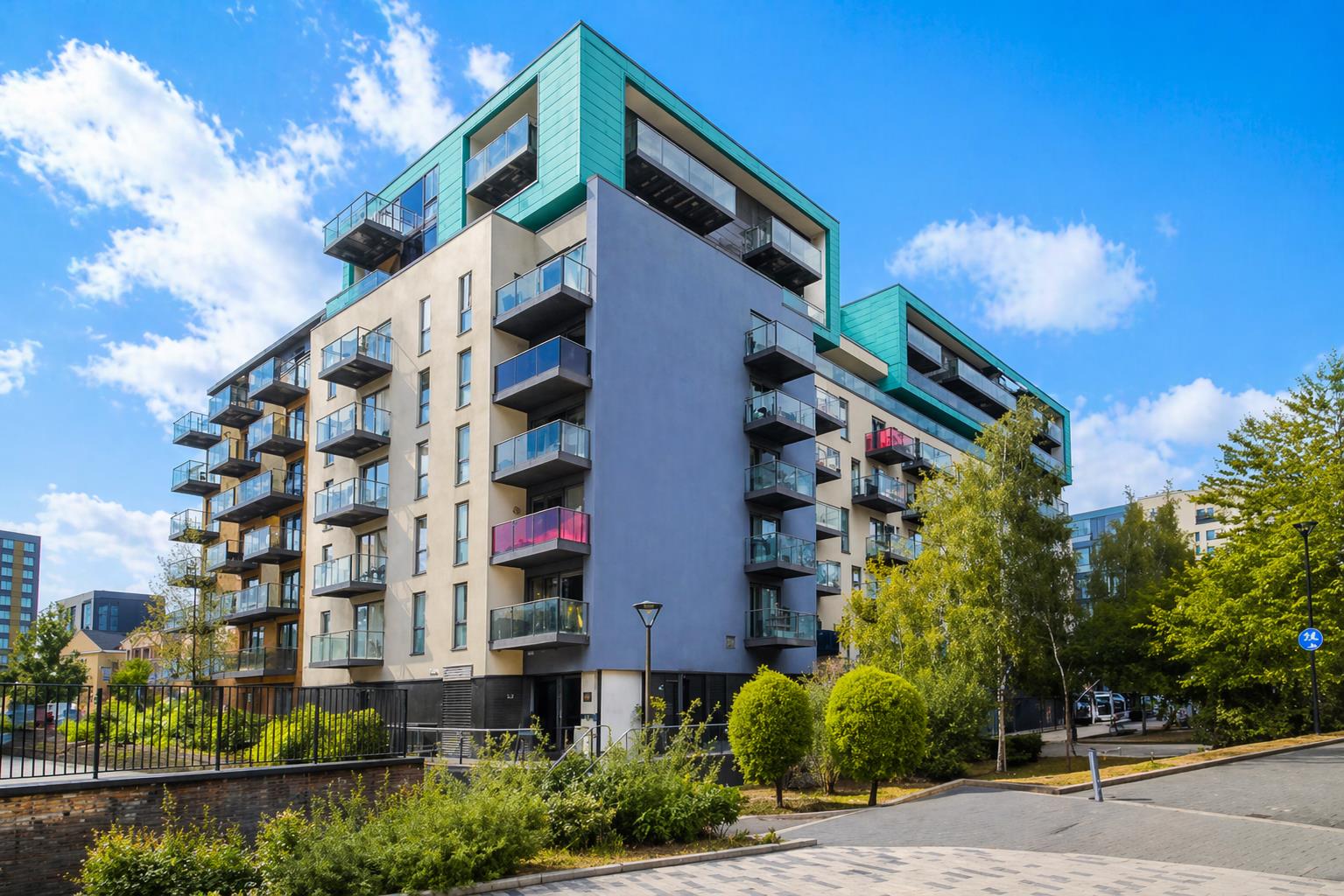 1 bed flat to rent in Conington Road, London 4