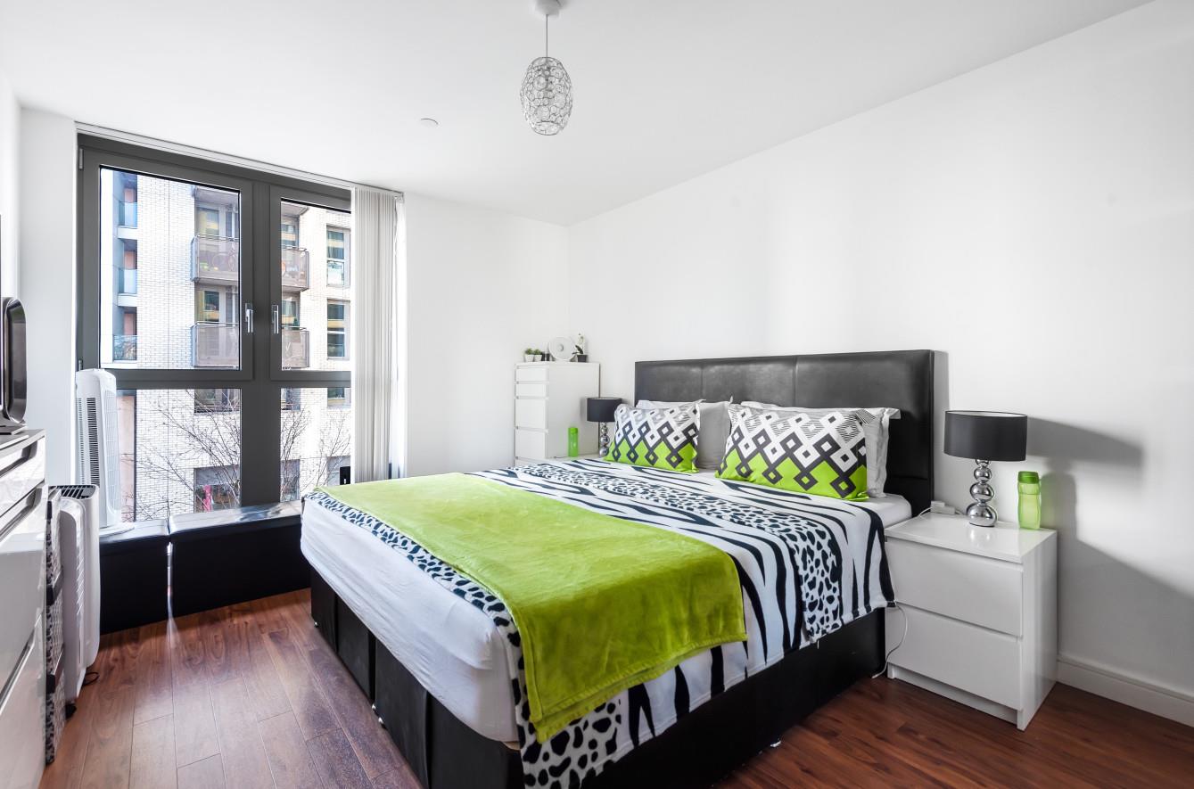 2 bed flat to rent in Elmira Street, London 7