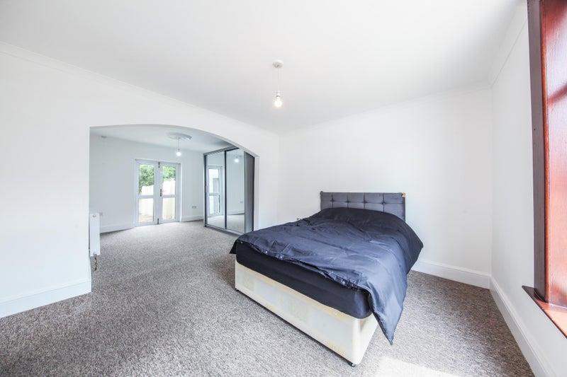 1 bed house share to rent in Burrage Place, London - Property Image 1