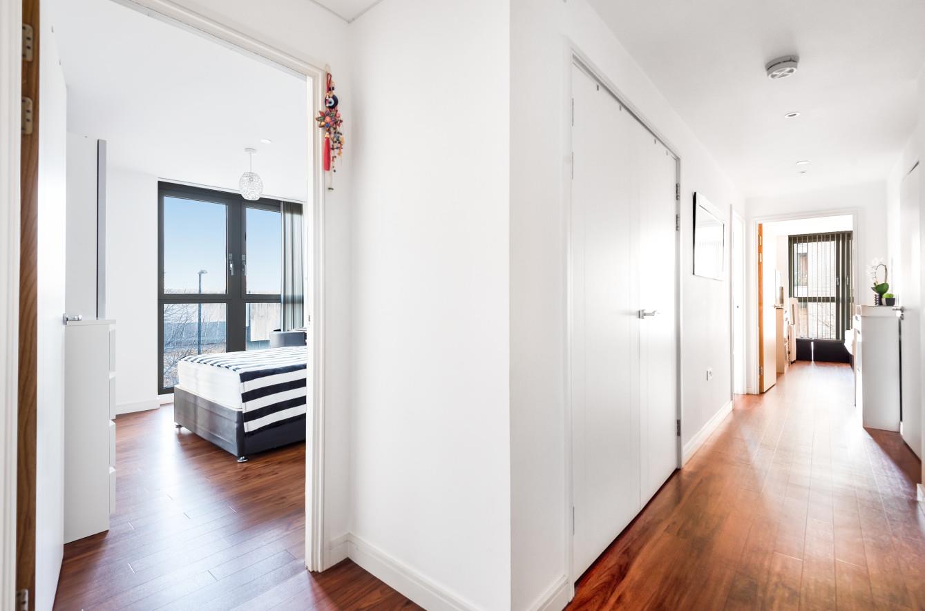 2 bed flat for sale in Elmira Street  - Property Image 14