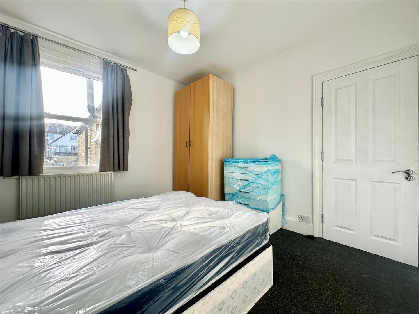 1 bed house share to rent in Shell Road, London  - Property Image 3