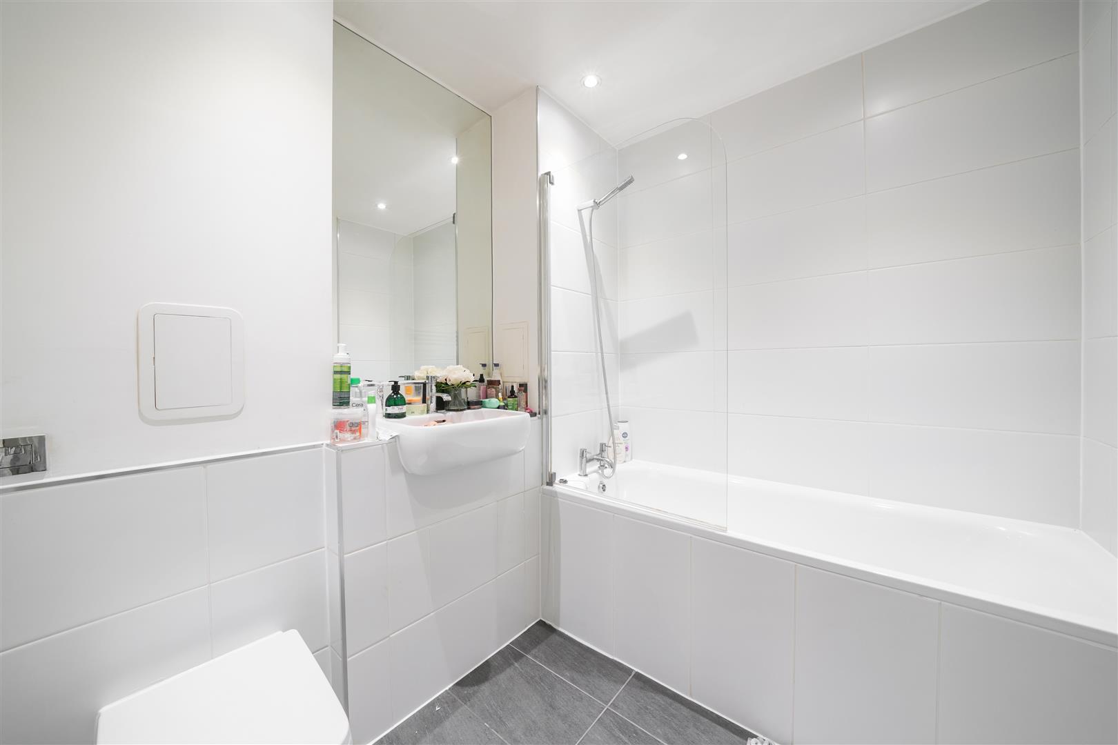 1 bed apartment for sale in Bromley Road, London  - Property Image 8