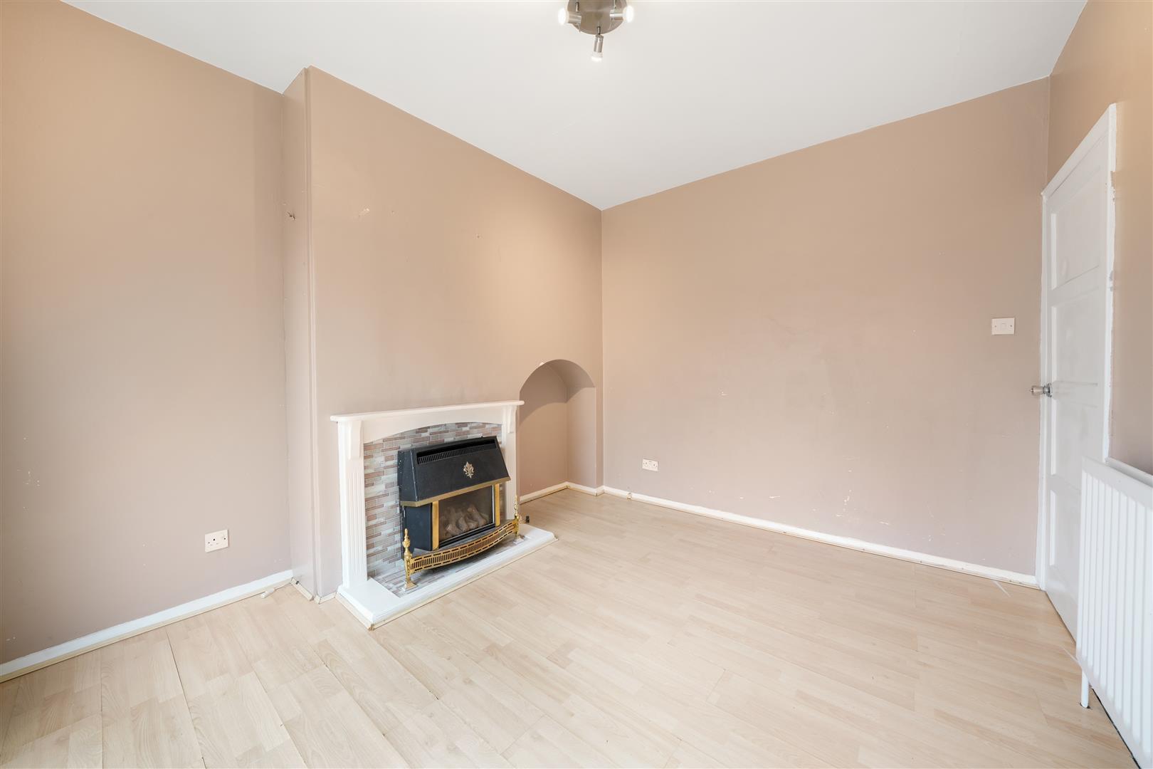 3 bed house for sale in Conisborough Crescent, London  - Property Image 4