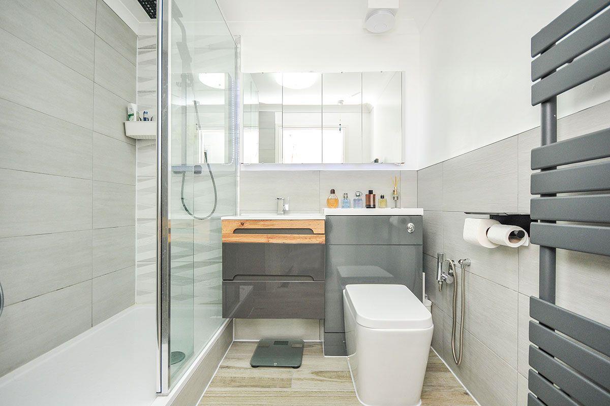 1 bed flat for sale in Chinbrook Road, London 7