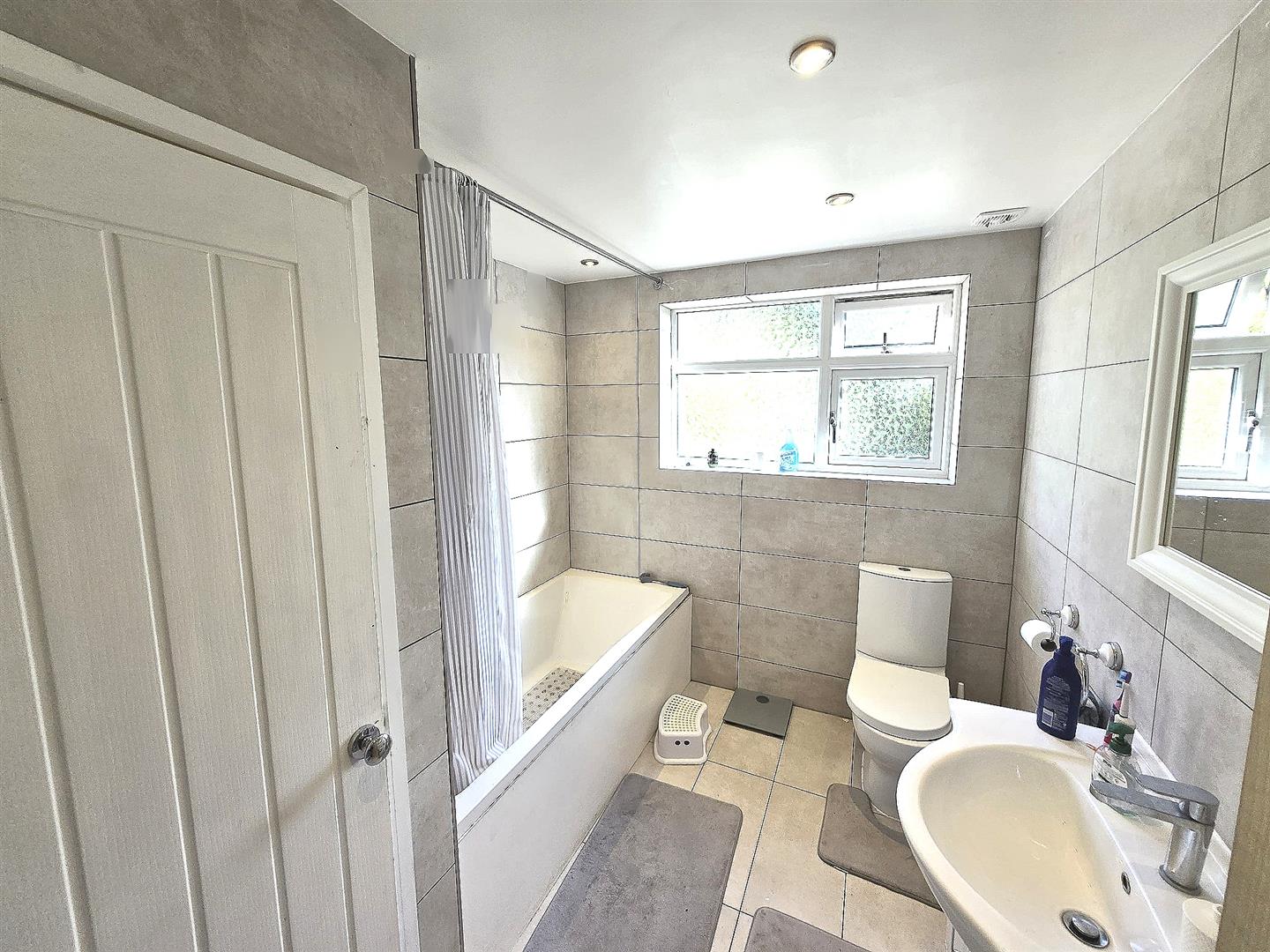 1 bed house share to rent in Iris Avenue, Bexley 2