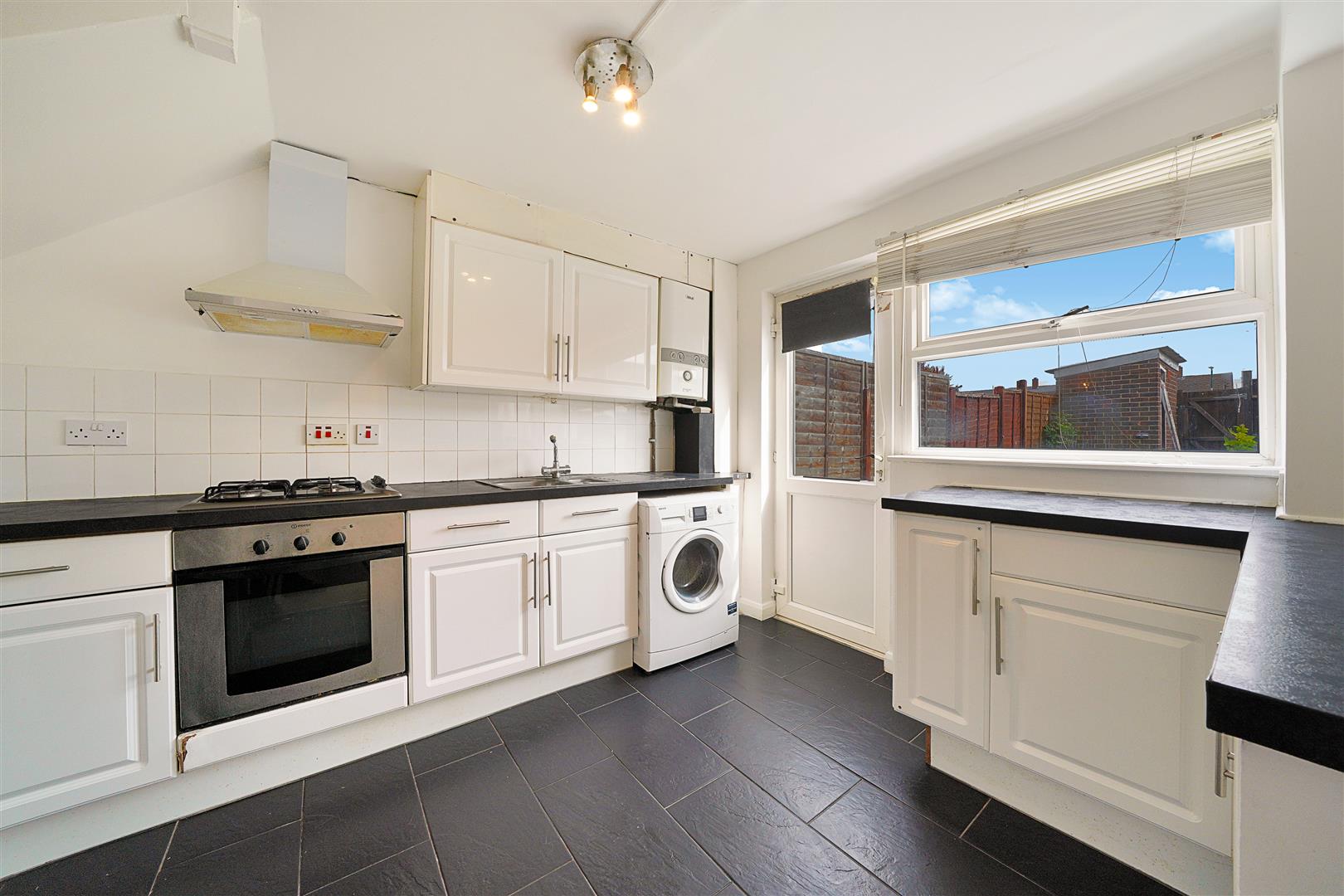 3 bed terraced house for sale in Wickham Street, Welling  - Property Image 2