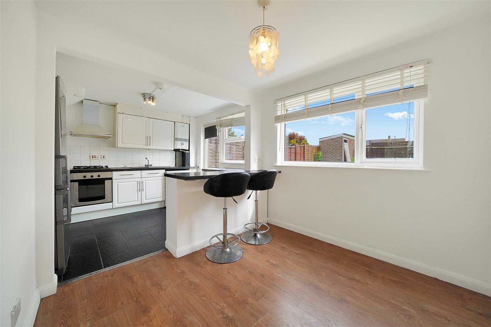 3 bed terraced house for sale in Wickham Street, Welling  - Property Image 3
