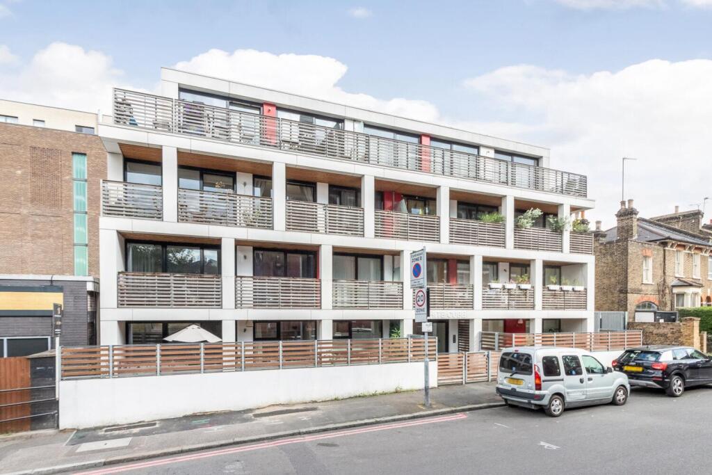 2 bed flat for sale in Algernon Road, London  - Property Image 11