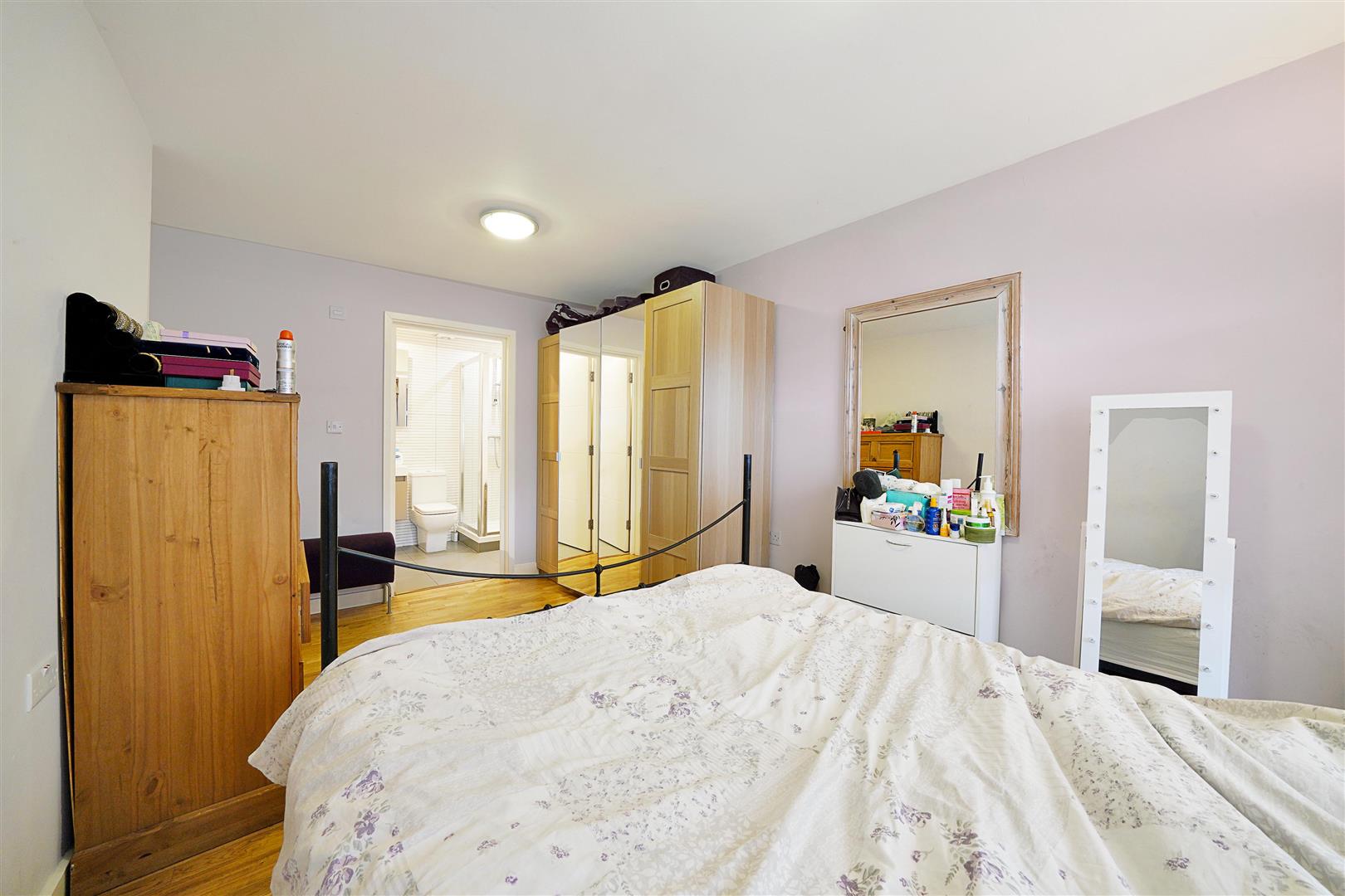 2 bed flat for sale in Algernon Road, London 4