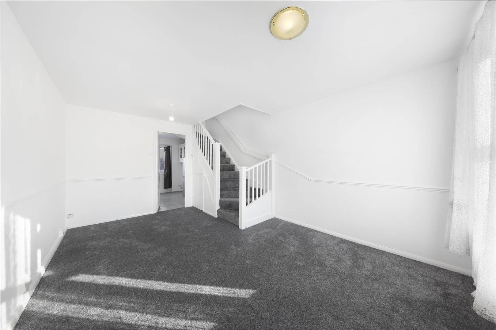 2 bed terraced house for sale in Longbridge Way, London  - Property Image 3