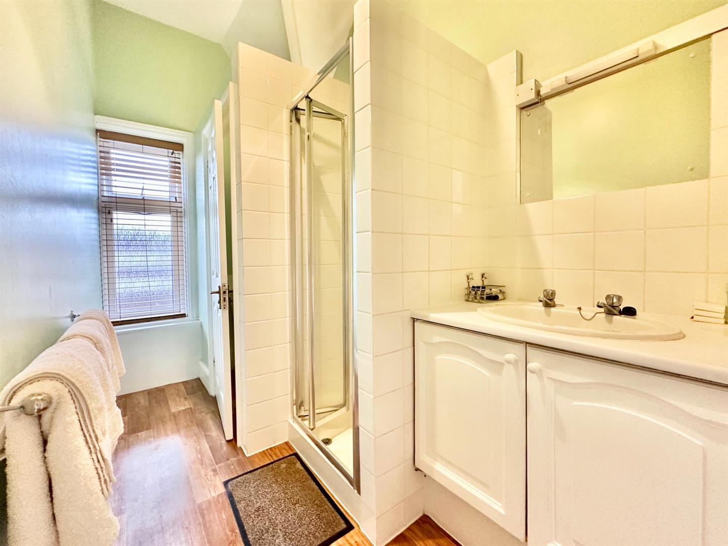 1 bed house share to rent in Widmore Road, Bromley 2