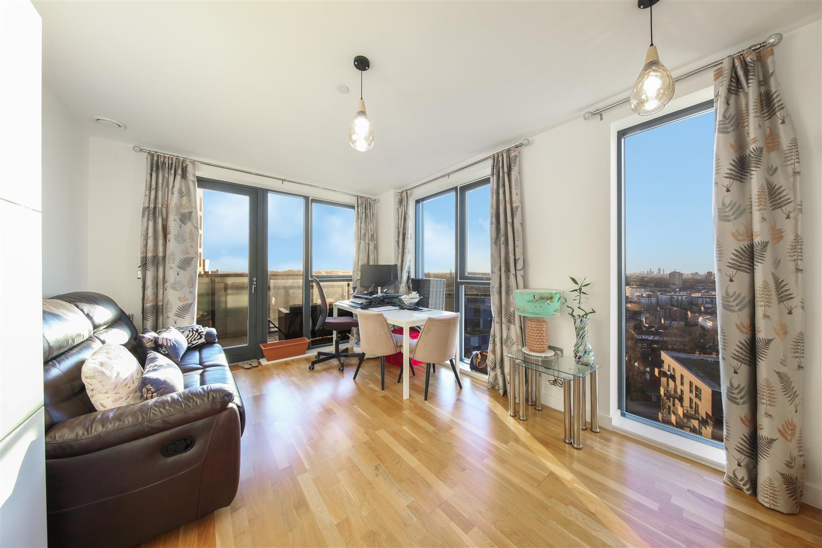 2 bed flat for sale in Larkwood Avenue, London 1