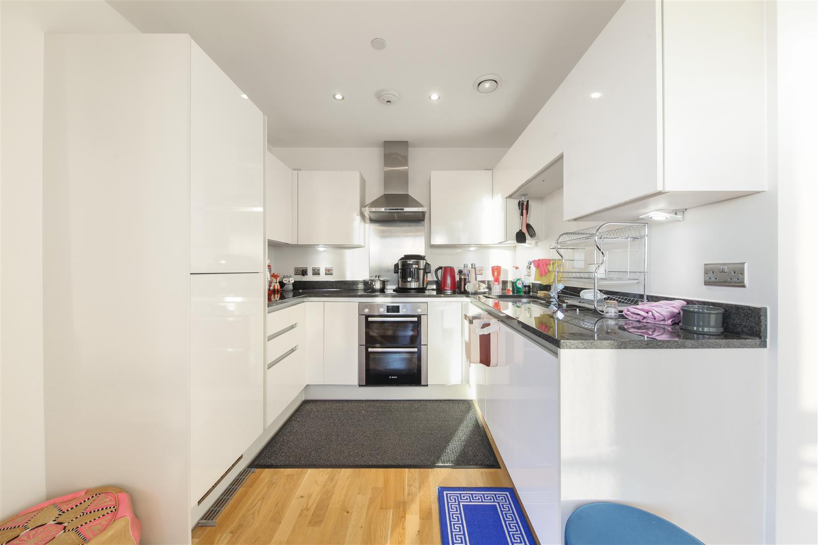 2 bed flat for sale in Larkwood Avenue, London  - Property Image 7