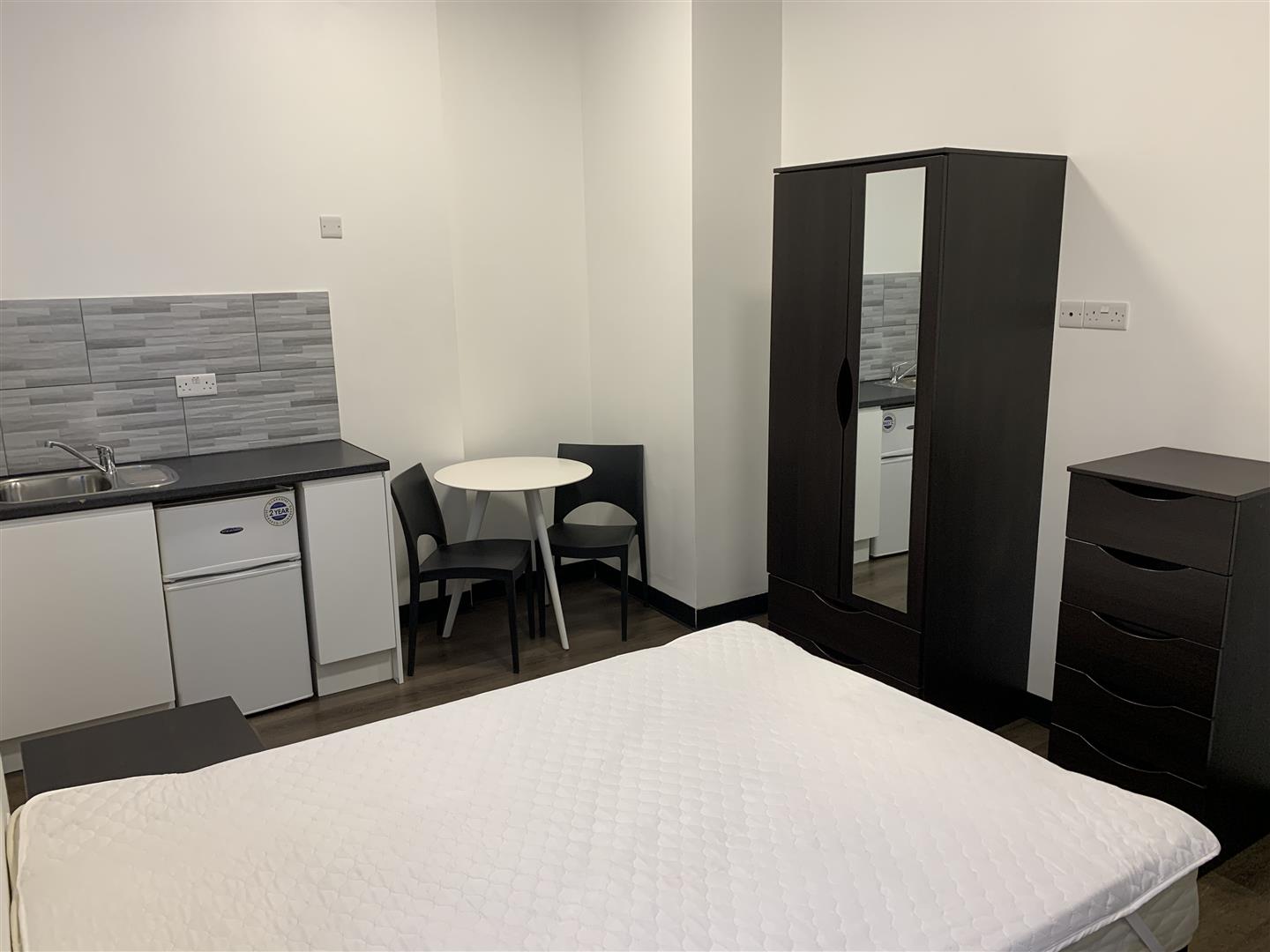 1 bed flat to rent in Parish Lane, London  - Property Image 1