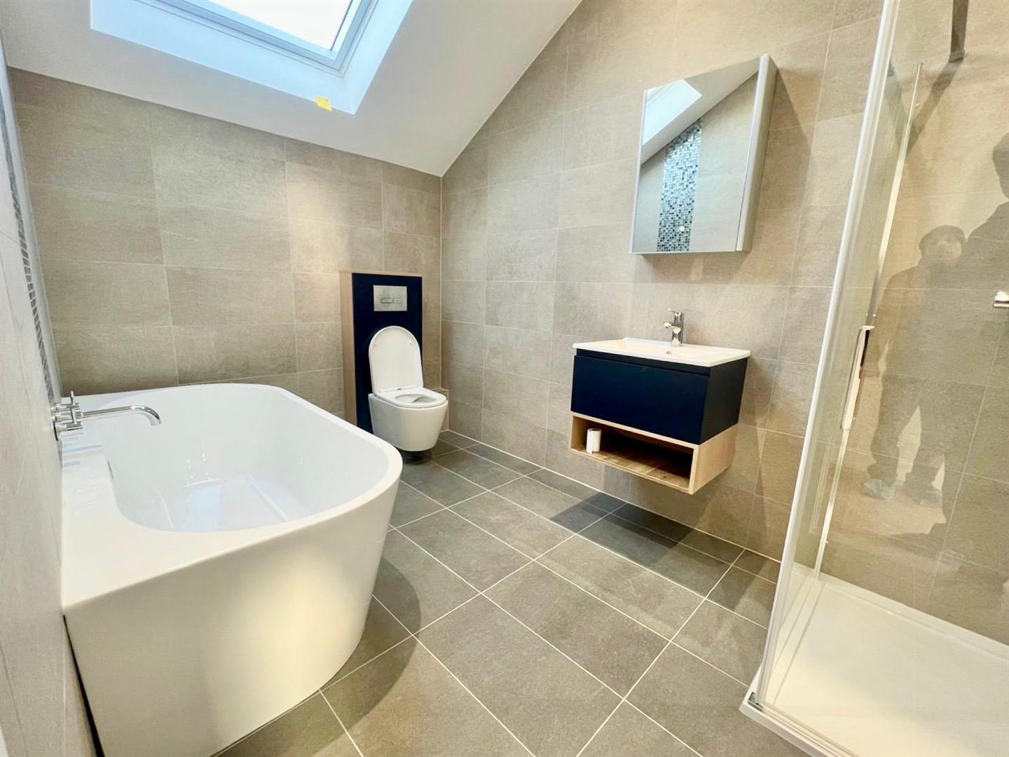 1 bed flat to rent in Limes Grove, London 6