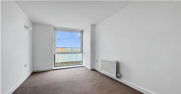 2 bed flat to rent in Argyll Road, London  - Property Image 6