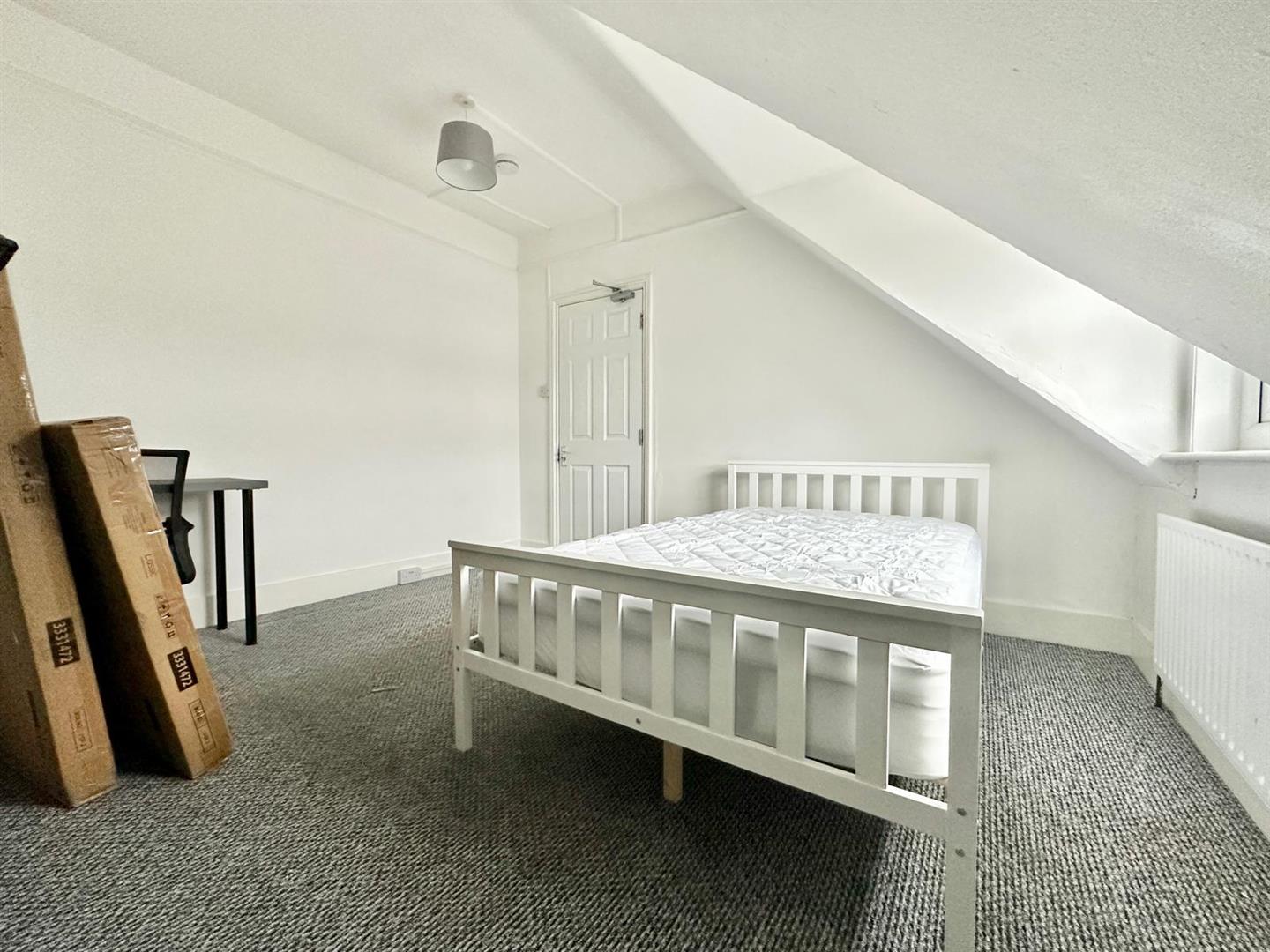 1 bed house share to rent in Lee High Road, London  - Property Image 1