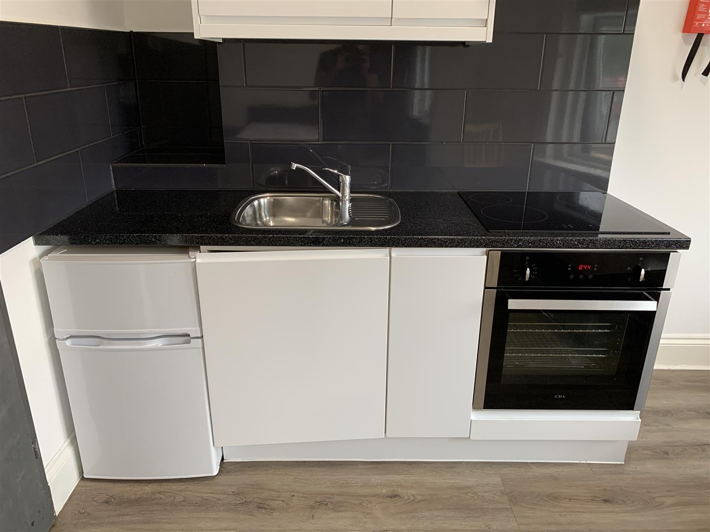 1 bed flat to rent in Warspite Road, Woolwich 4