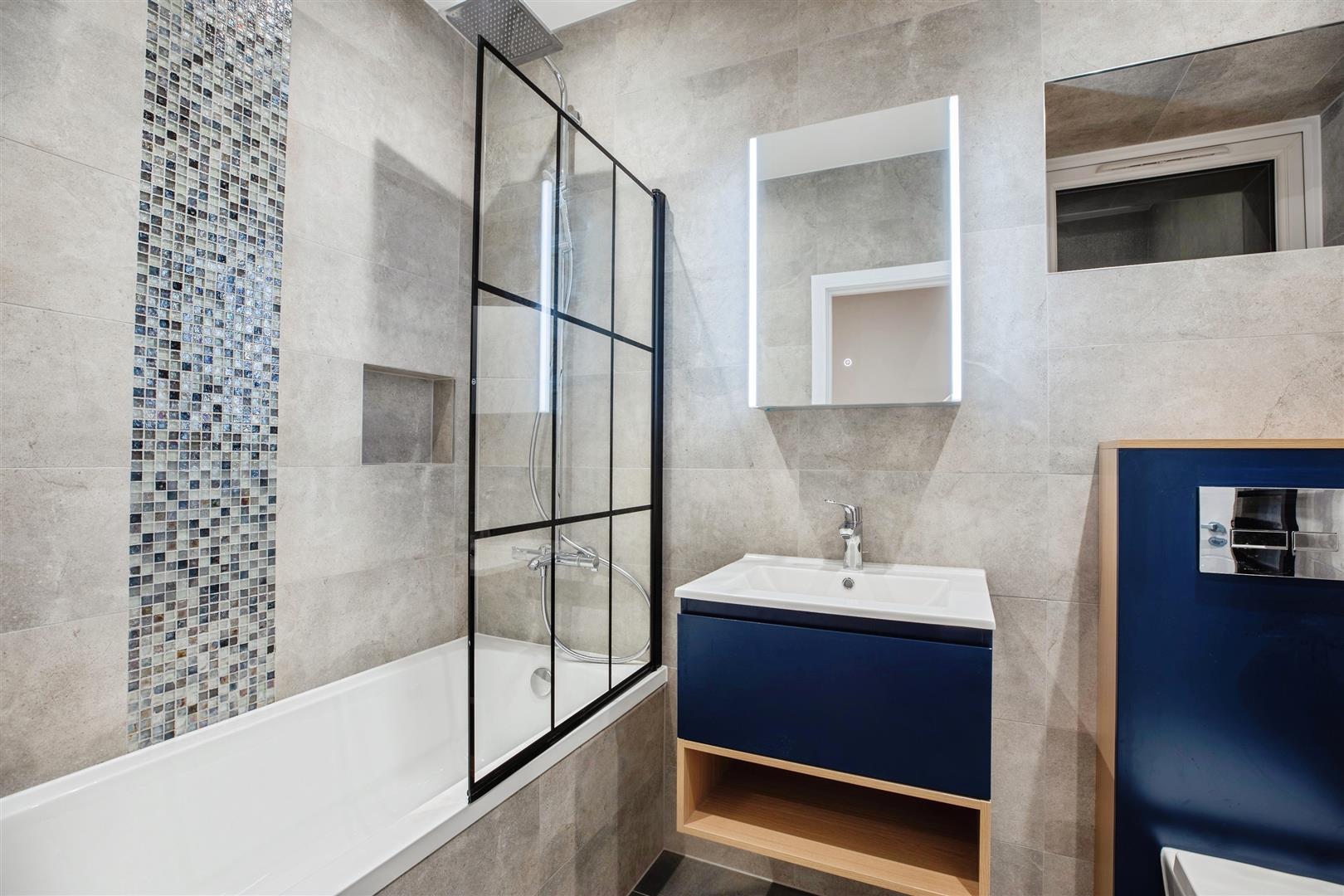 2 bed flat to rent in Limes Grove, London  - Property Image 11