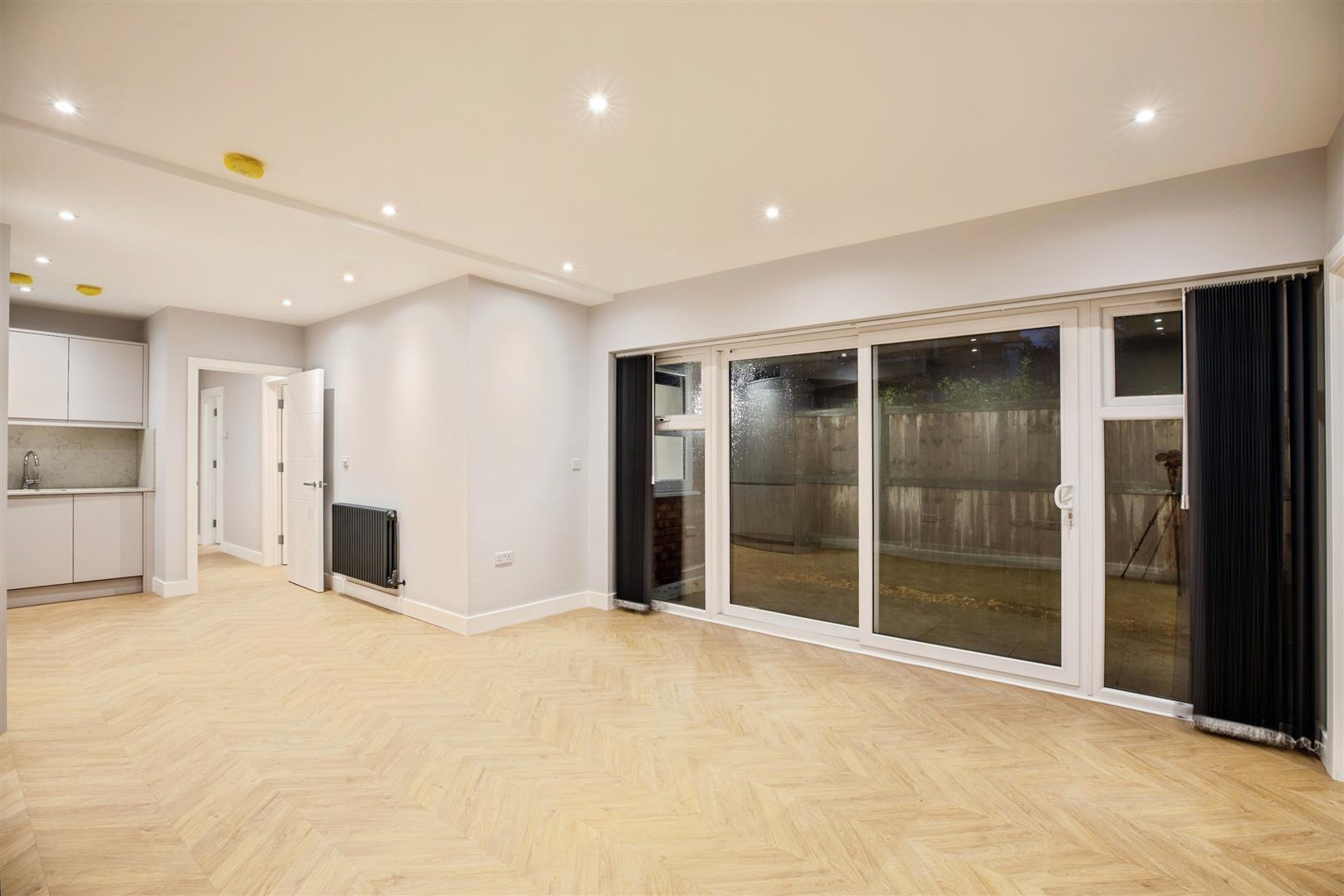 2 bed flat to rent in Limes Grove, London  - Property Image 2