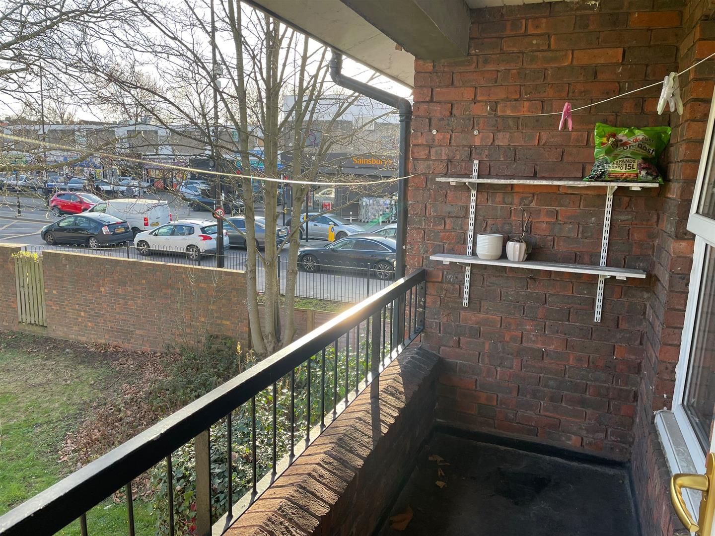 2 bed flat to rent in Hope Close, London  - Property Image 5