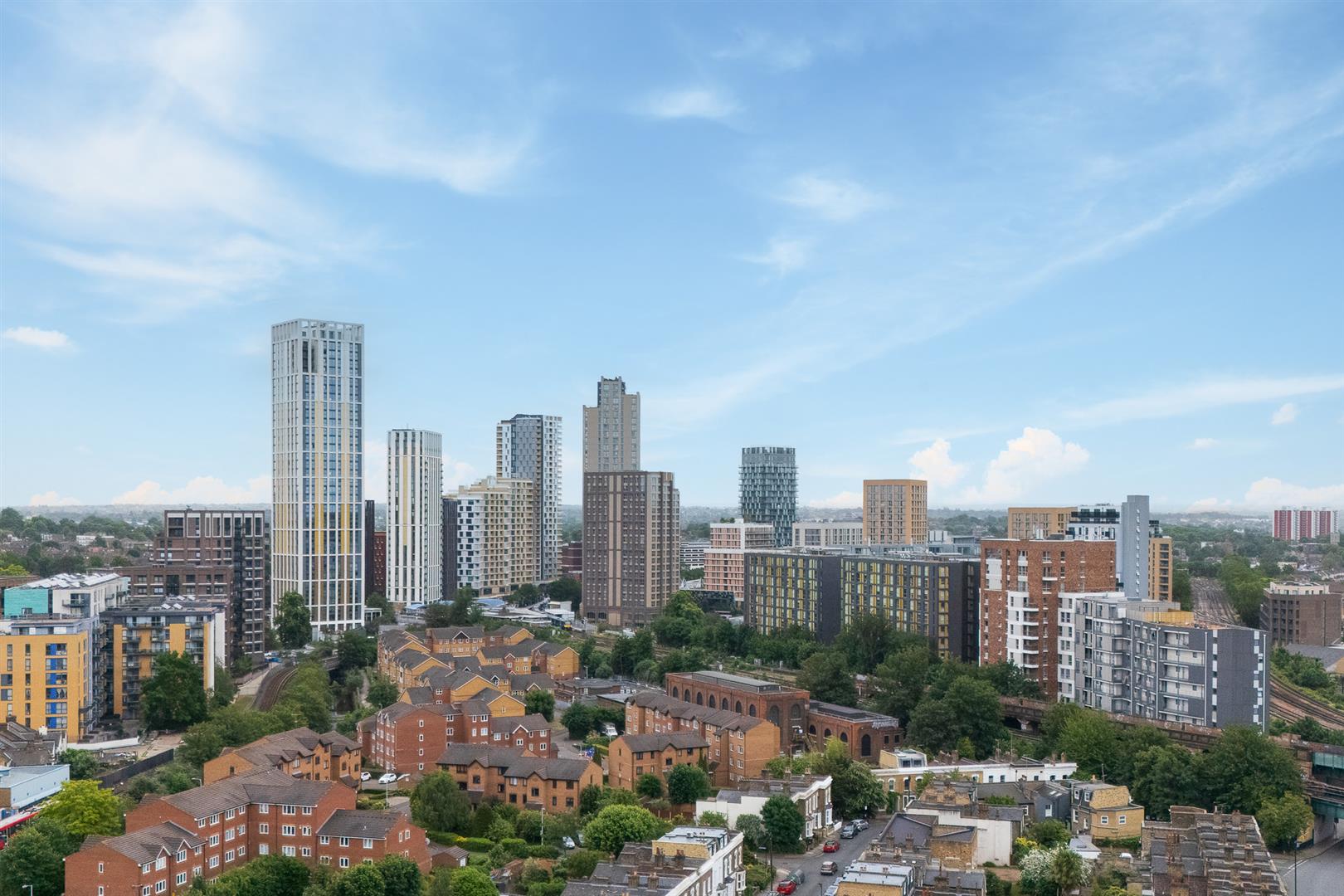 2 bed flat for sale in Station Road, London 9
