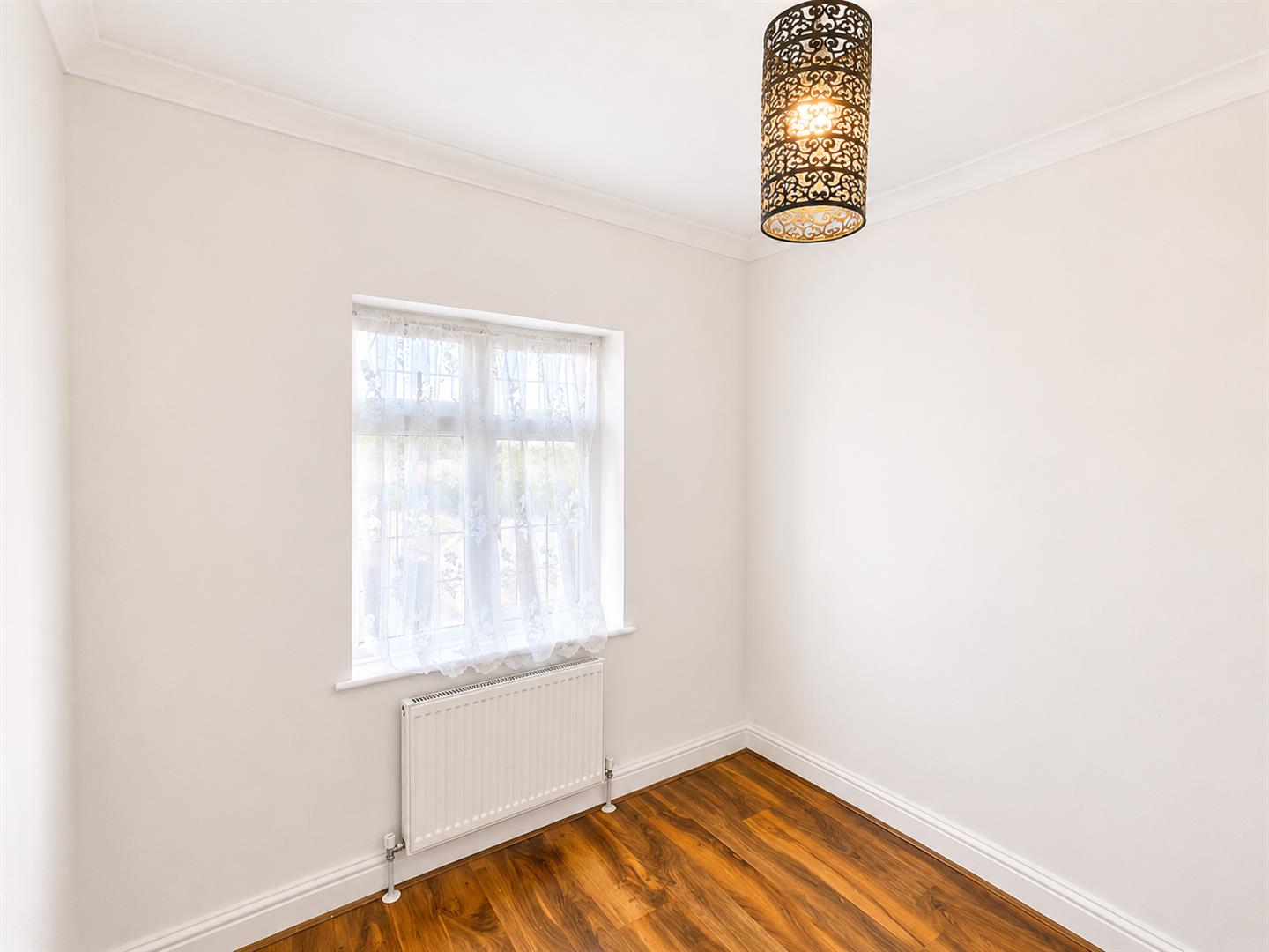 3 bed semi-detached house to rent in Madison Crescent, Bexleyheath 7