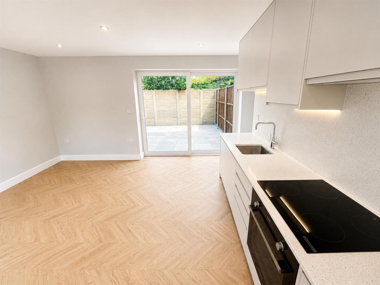1 bed flat to rent in Halons Road, London  - Property Image 4