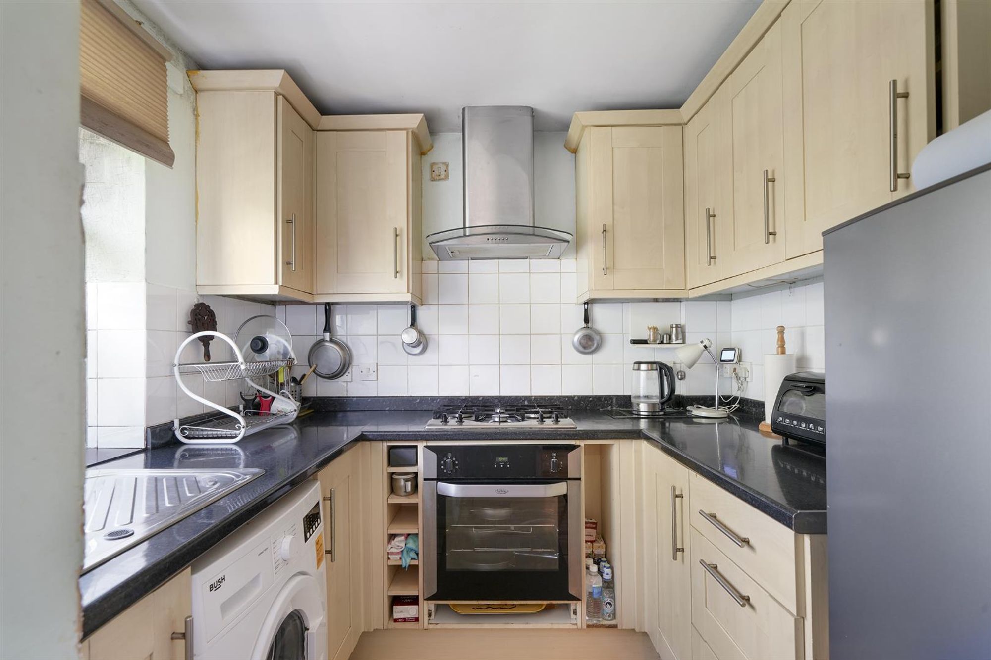 1 bed for sale in Bargery Road, London  - Property Image 3
