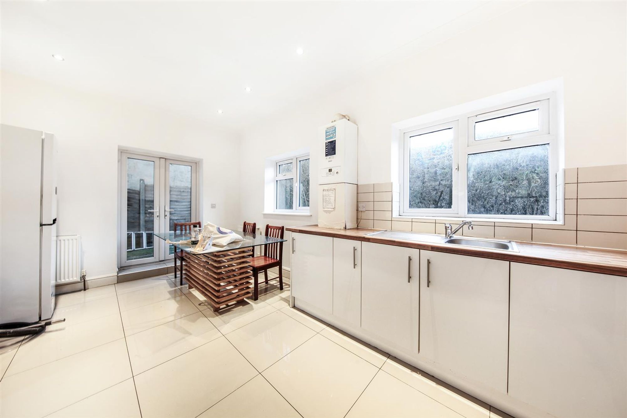 1 bed house to rent in Courthill Road, London 4