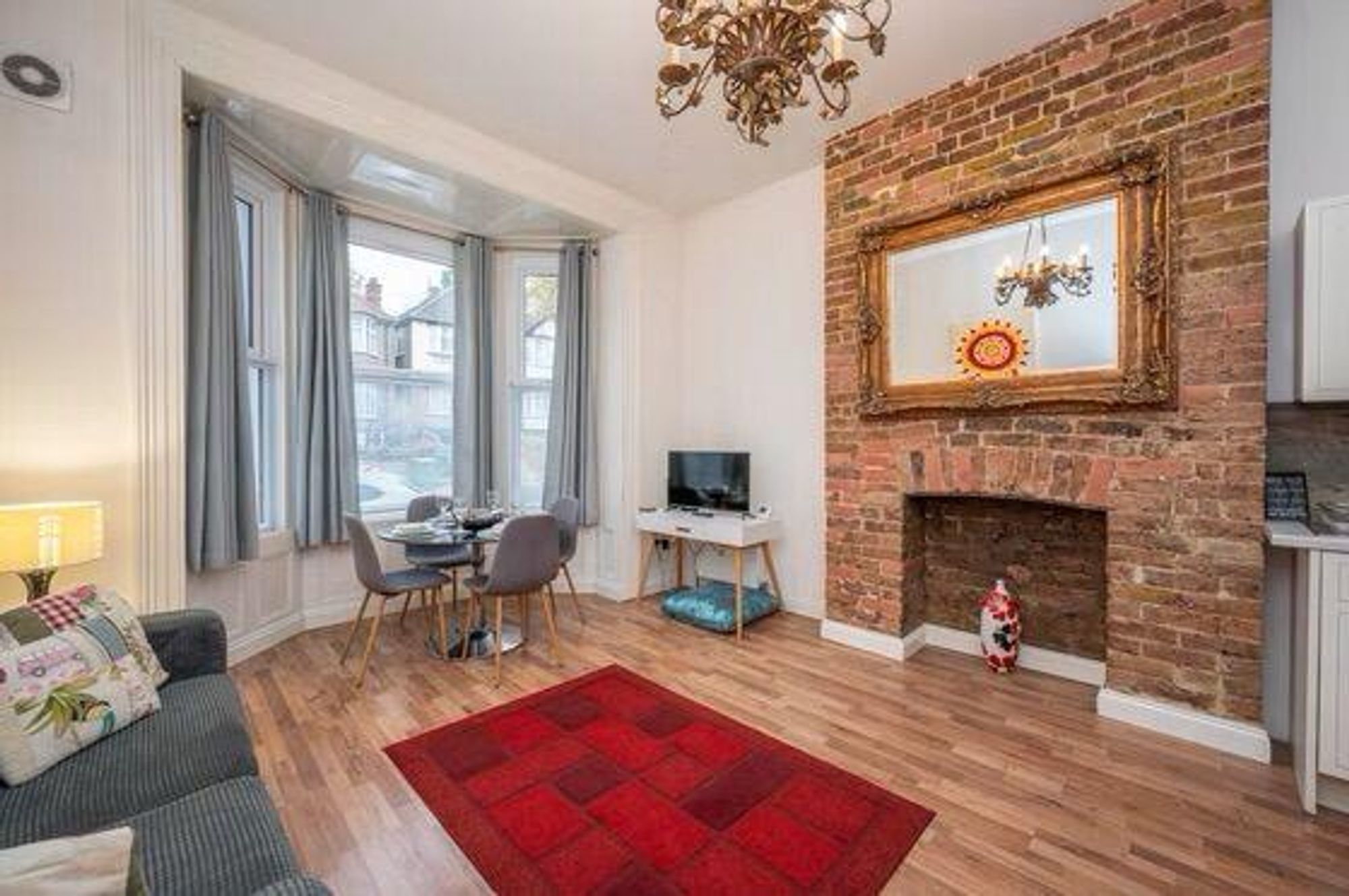 2 bed flat to rent in Marischal Road, London, SE13