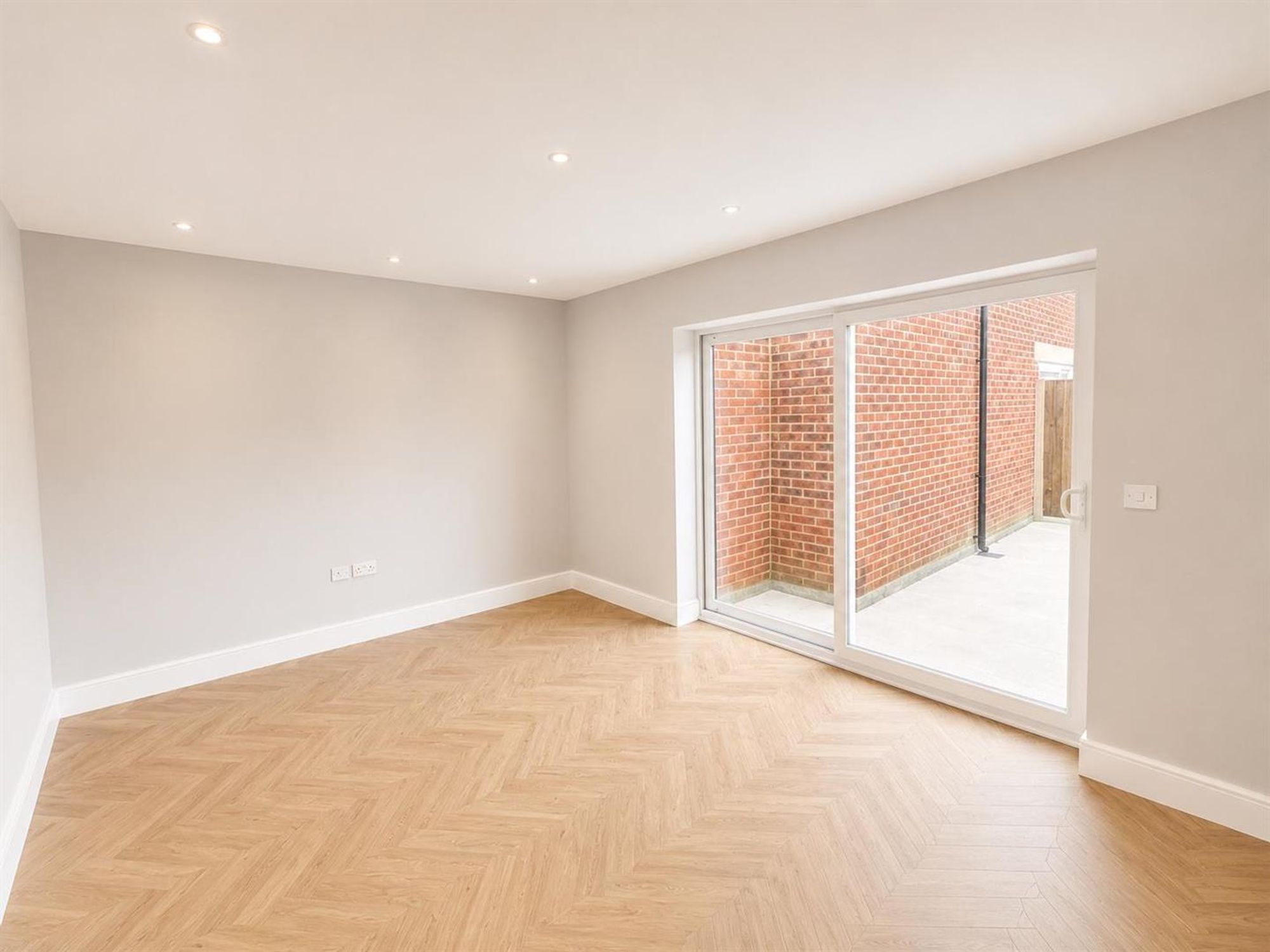 2 bed flat to rent in Footscray Road, London  - Property Image 4