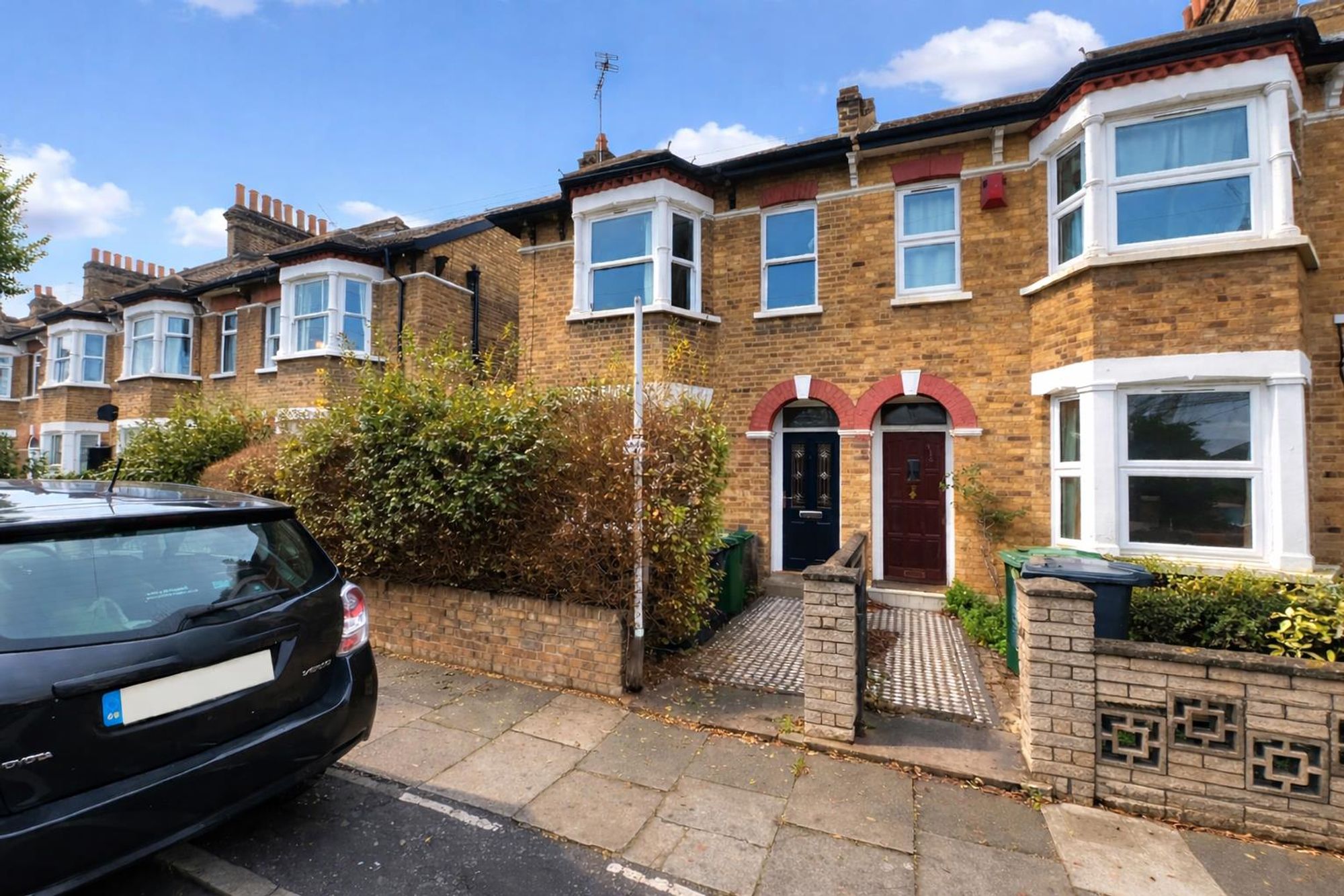 1 bed house share to rent in Shell Road, London - Property Image 1