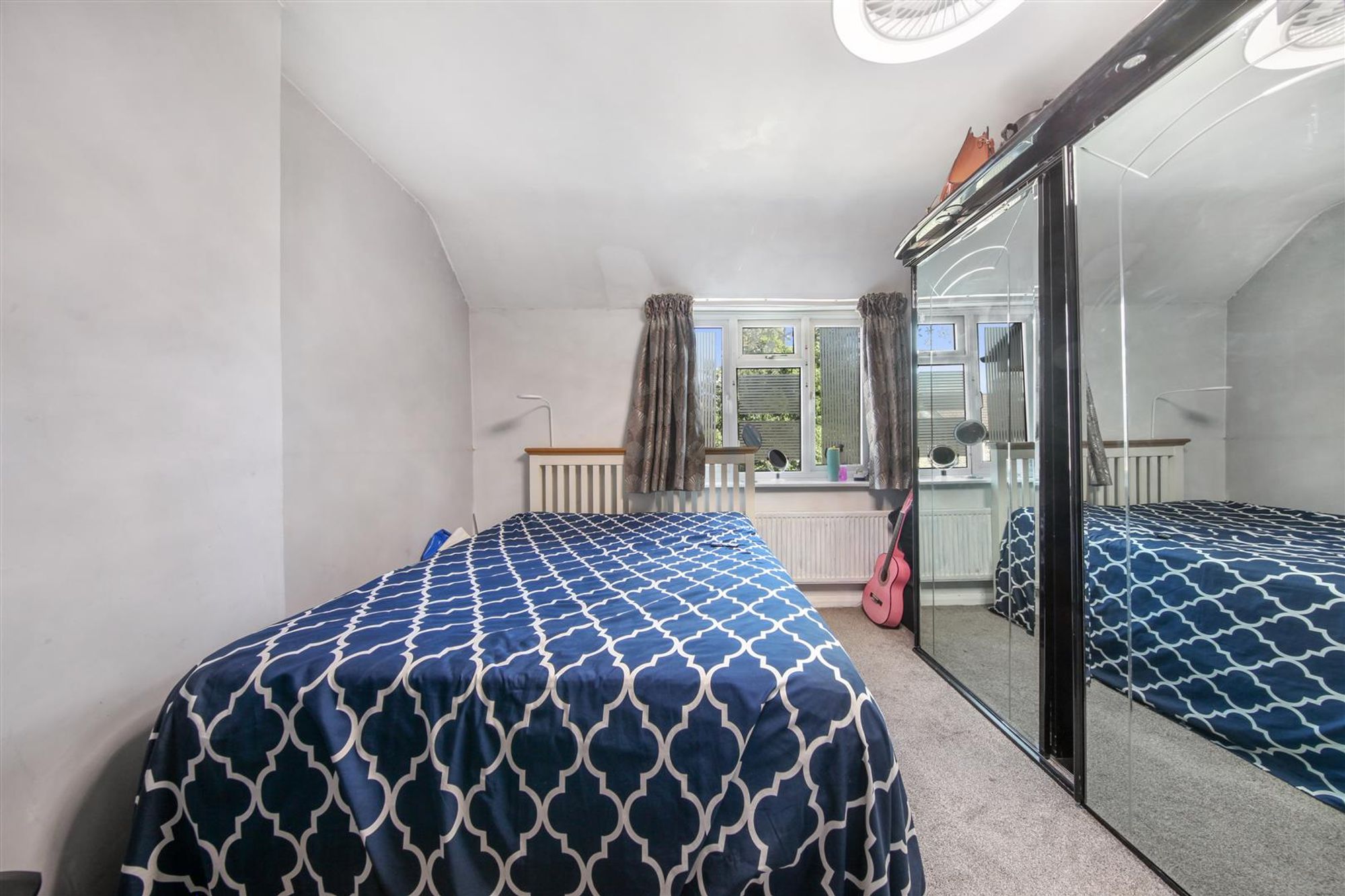 3 bed end of terrace house for sale in King Alfred Avenue, London  - Property Image 9