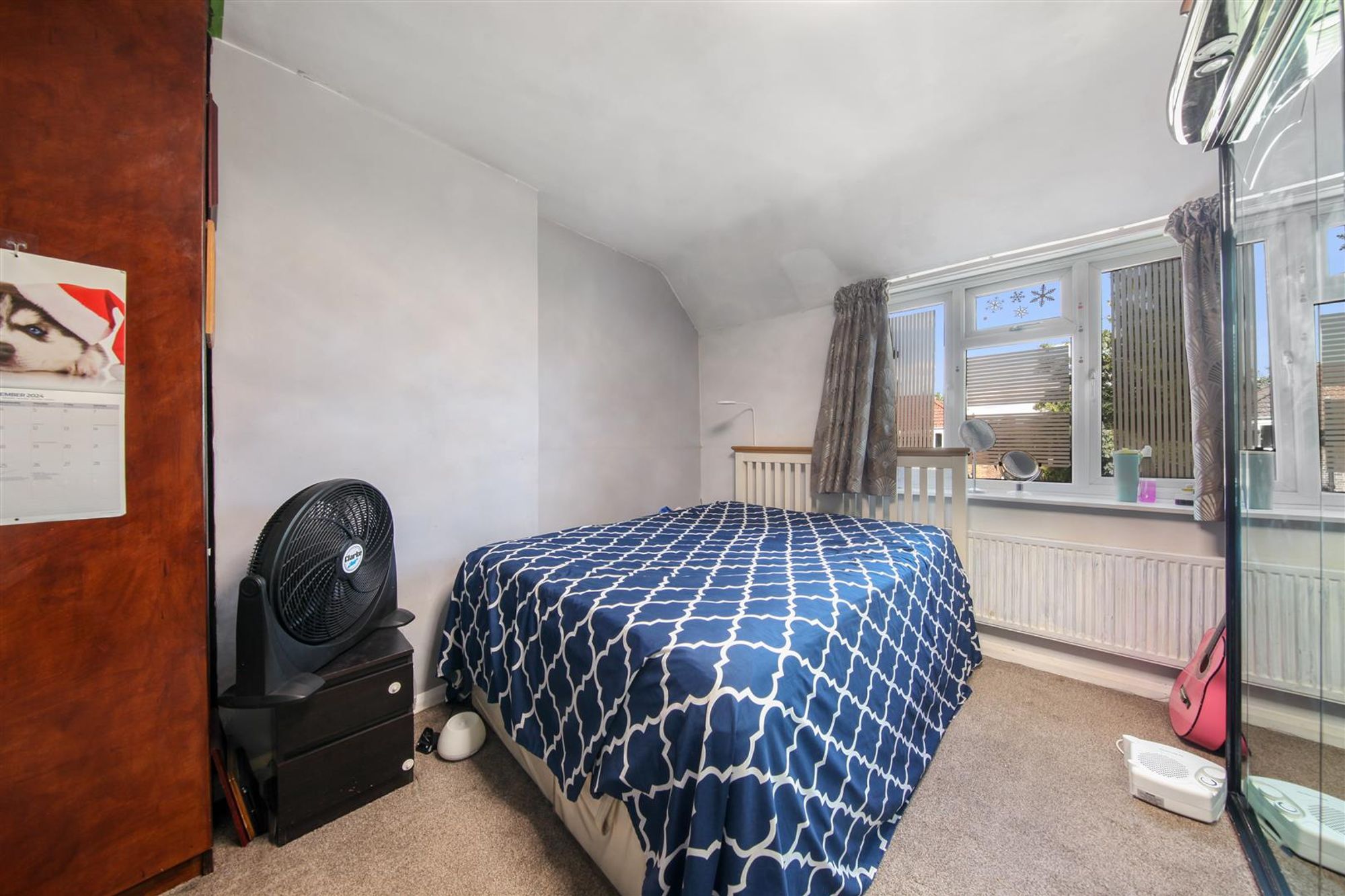 3 bed end of terrace house for sale in King Alfred Avenue, London 15