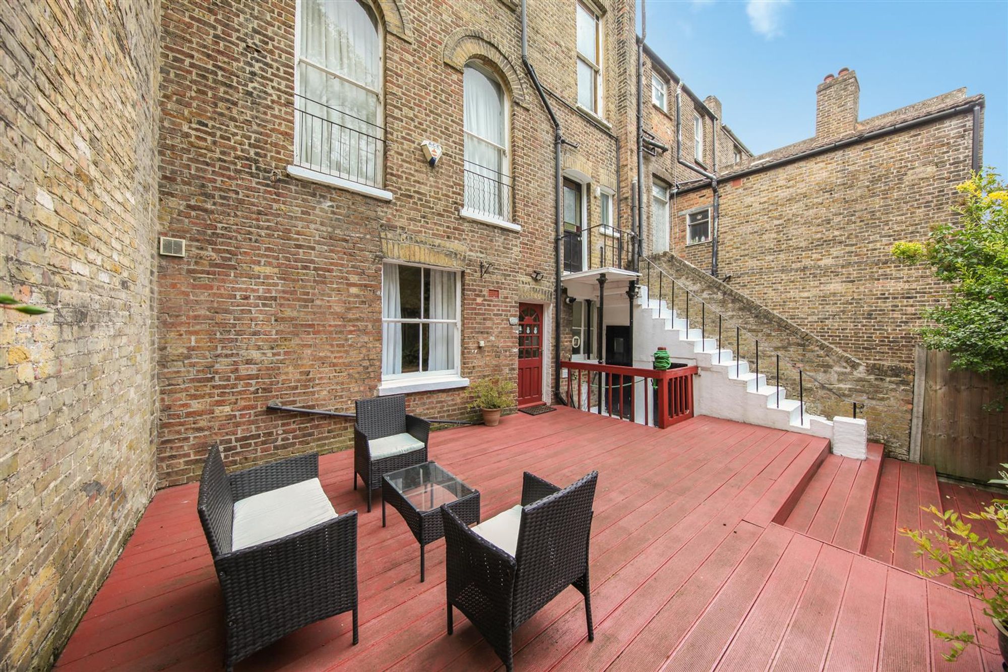 5 bed house for sale in Burrage Road, London 8