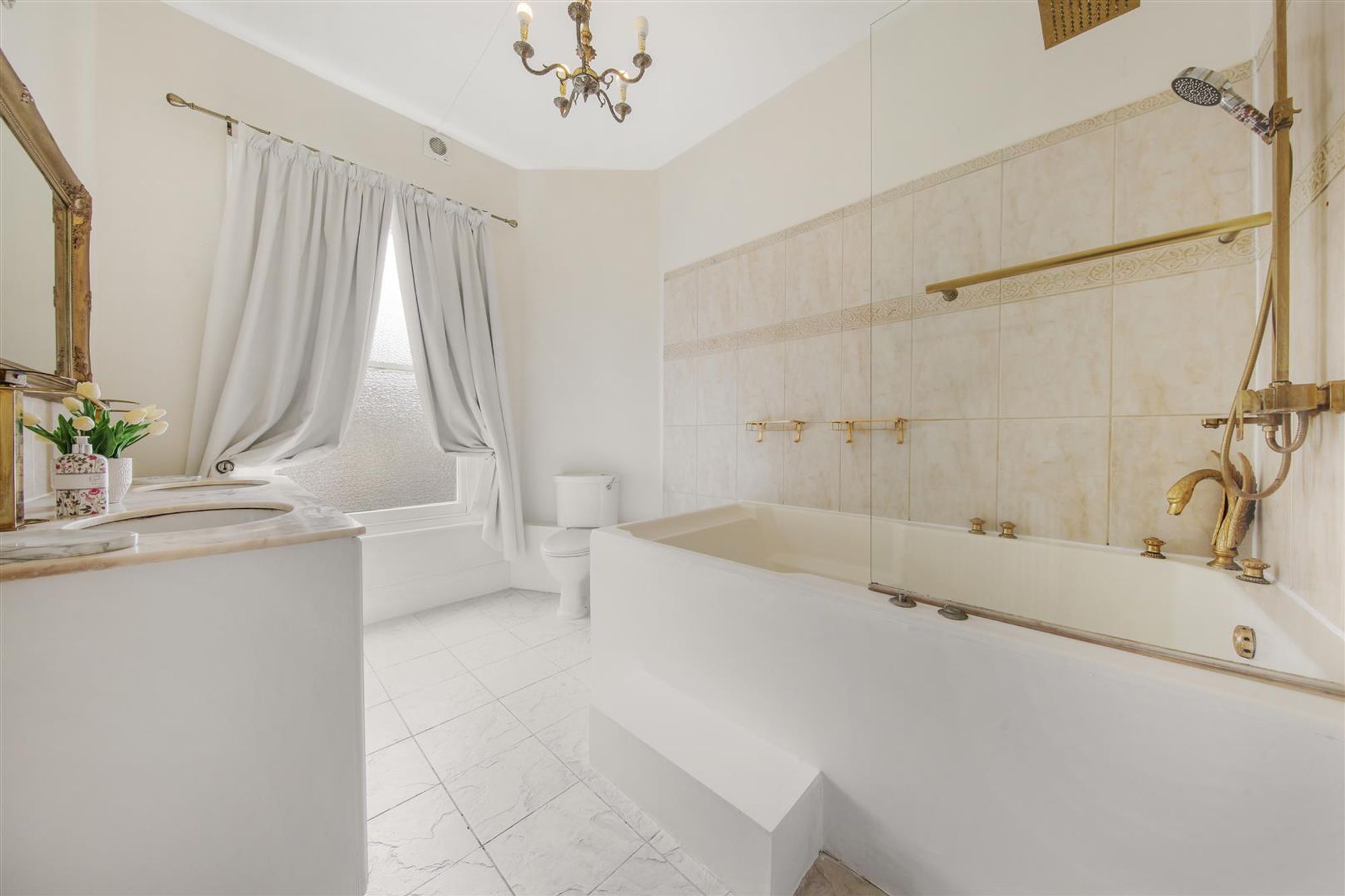 5 bed house for sale in Burrage Road, London  - Property Image 7